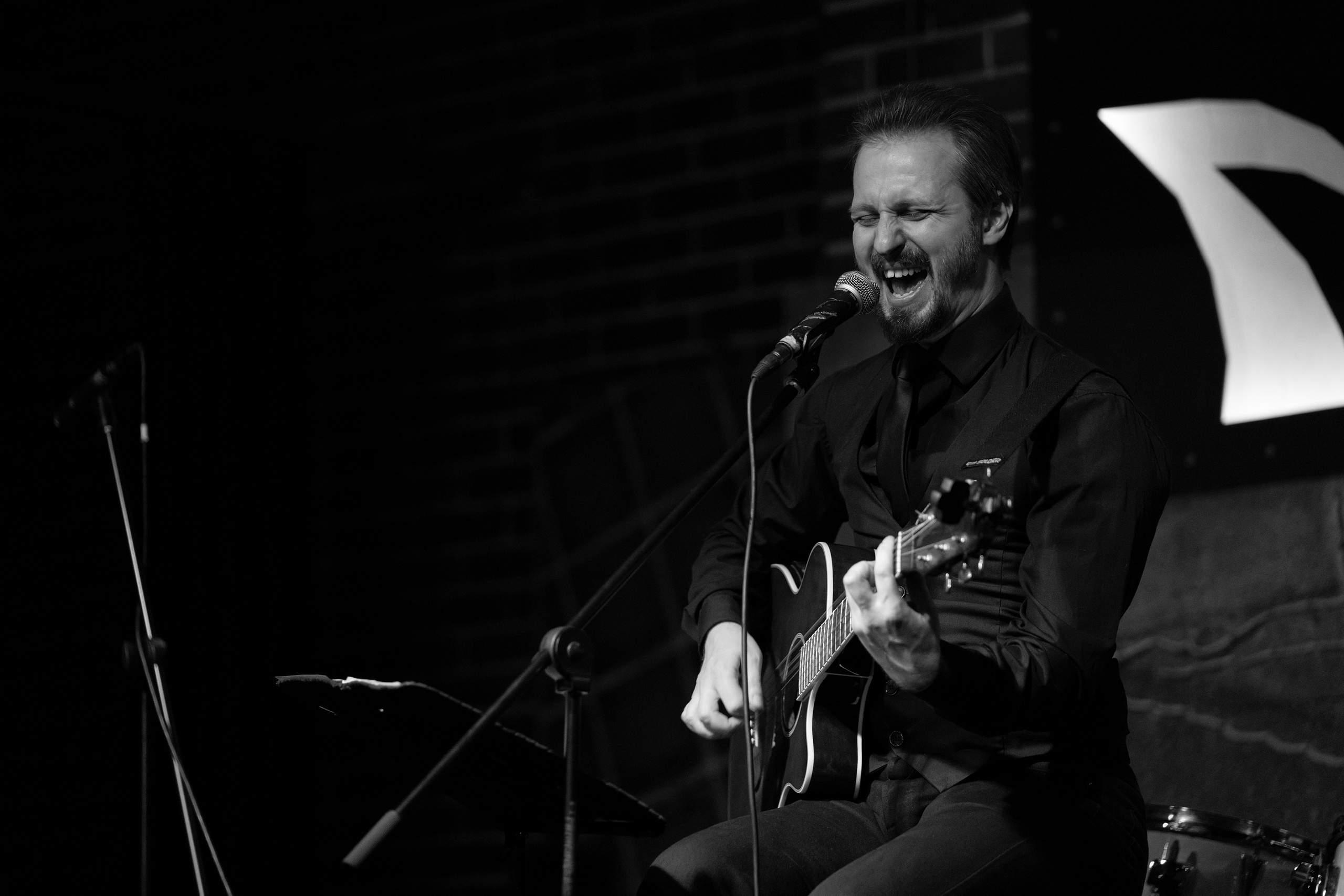 Desfer — birthday in black. Volume 5. Клуб «Glastonberry». 2021. Арт-фотограф. Coffelisk