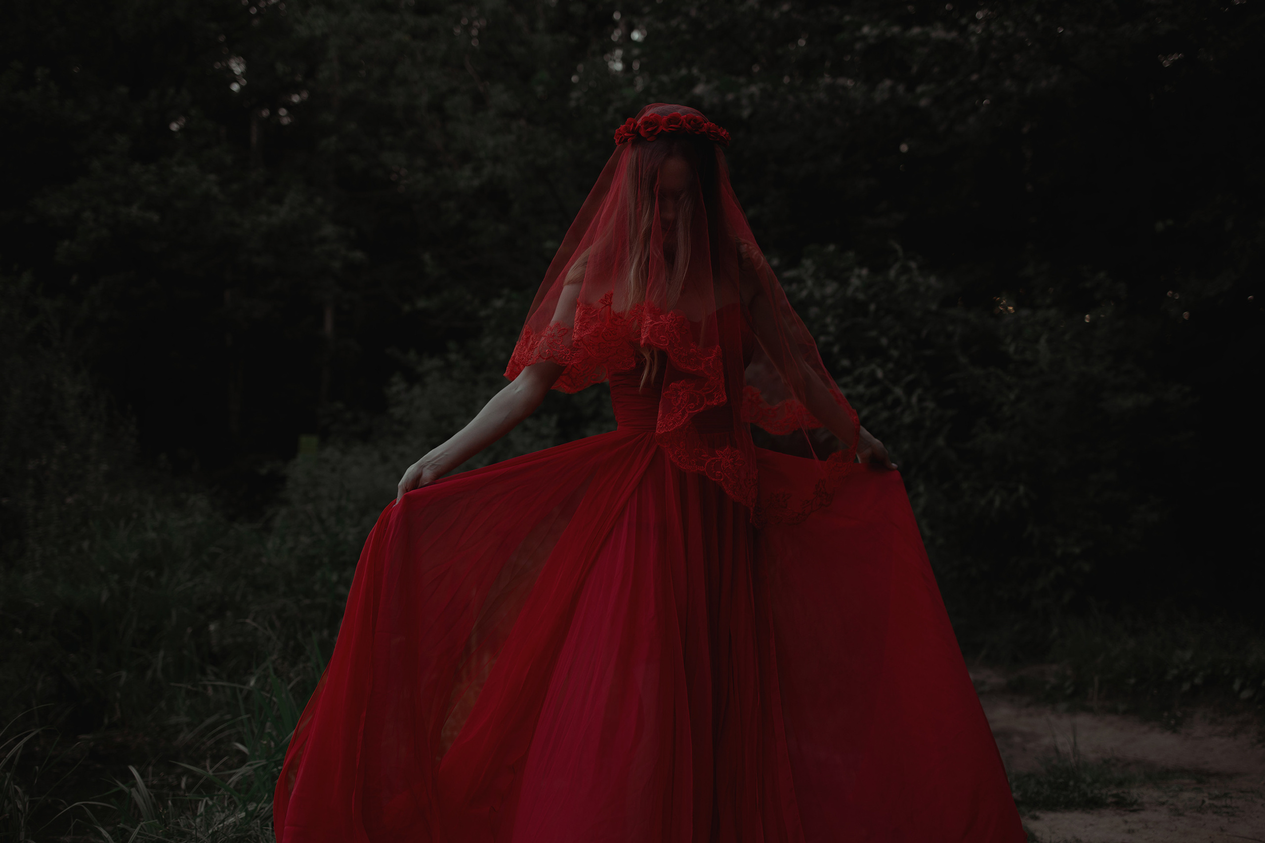 Bloody bride. Арт-фотограф. Coffelisk