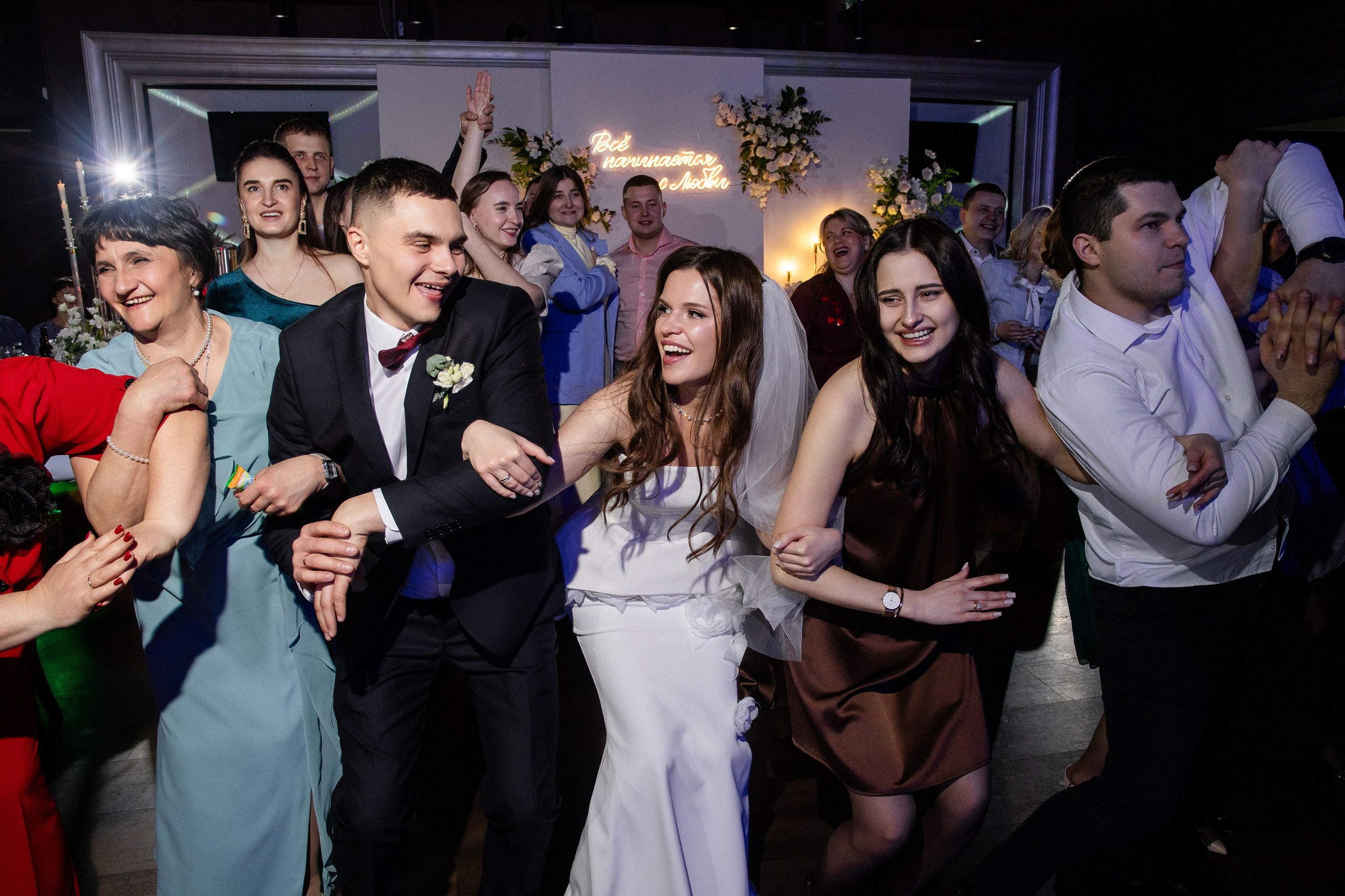 Свадьба иваново, свадебный фотограф иваново, февральская свадьба, зимняя свадьба, утро невесты фото, фотограф на свадьбу иваново, примеры св. Свадебный фотограф в Иваново Гитарина Черняева