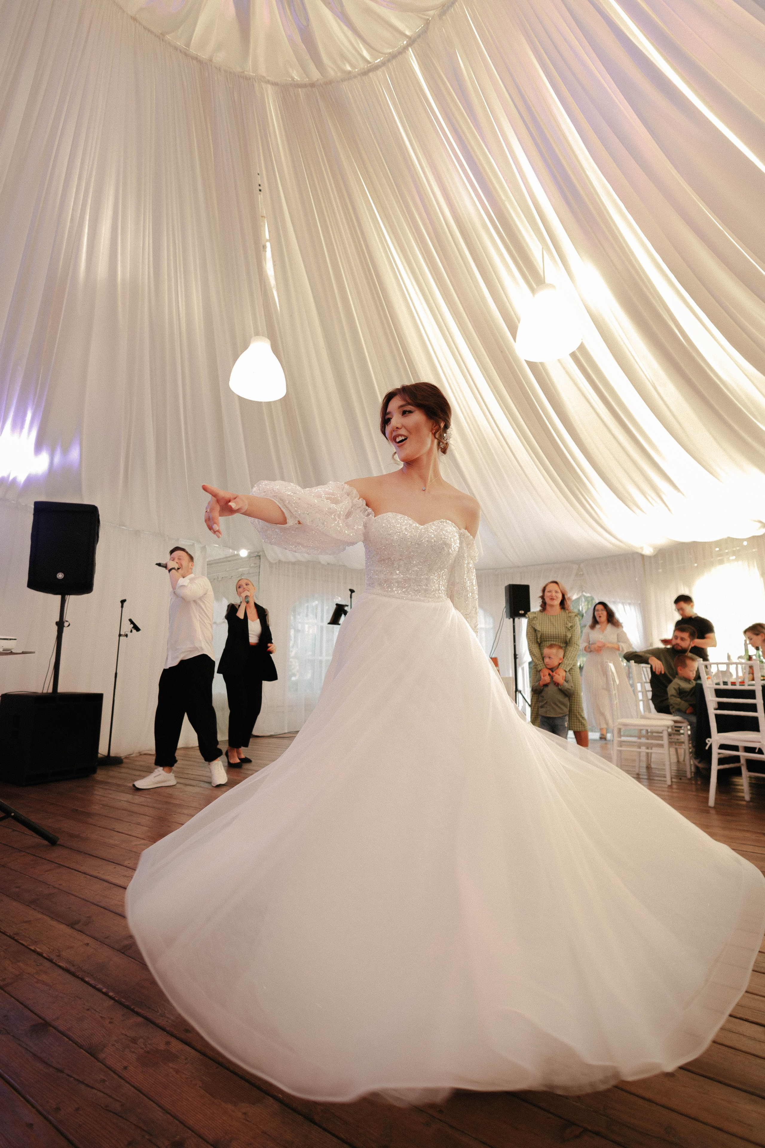 Первое дуновение ветра. Свадебный фотограф видеограф Новосибирск Кемерово Калининград