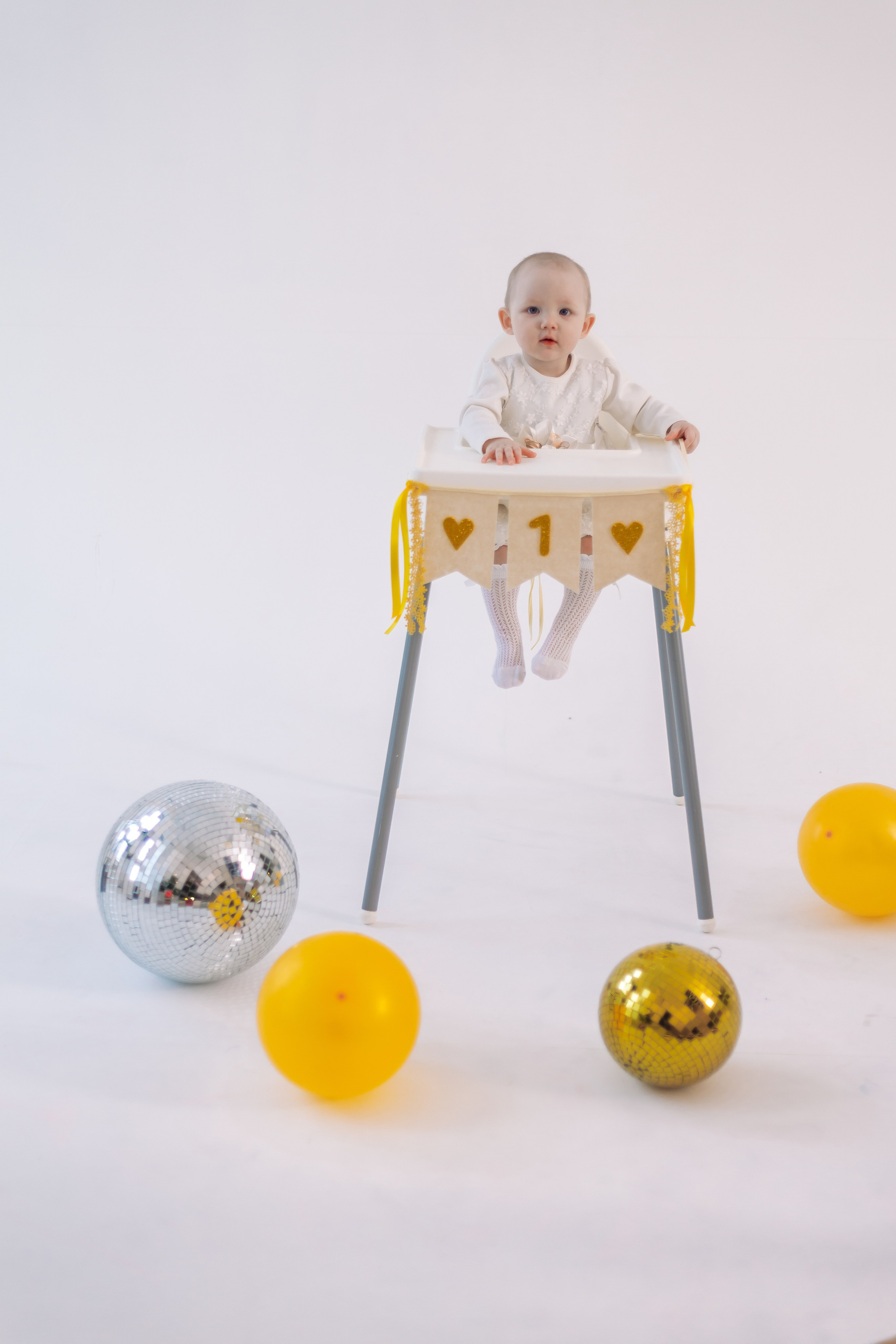 Фотосессия к годику для девочки. Семейный и художественный фотограф в Тюмени Юлия Логинова