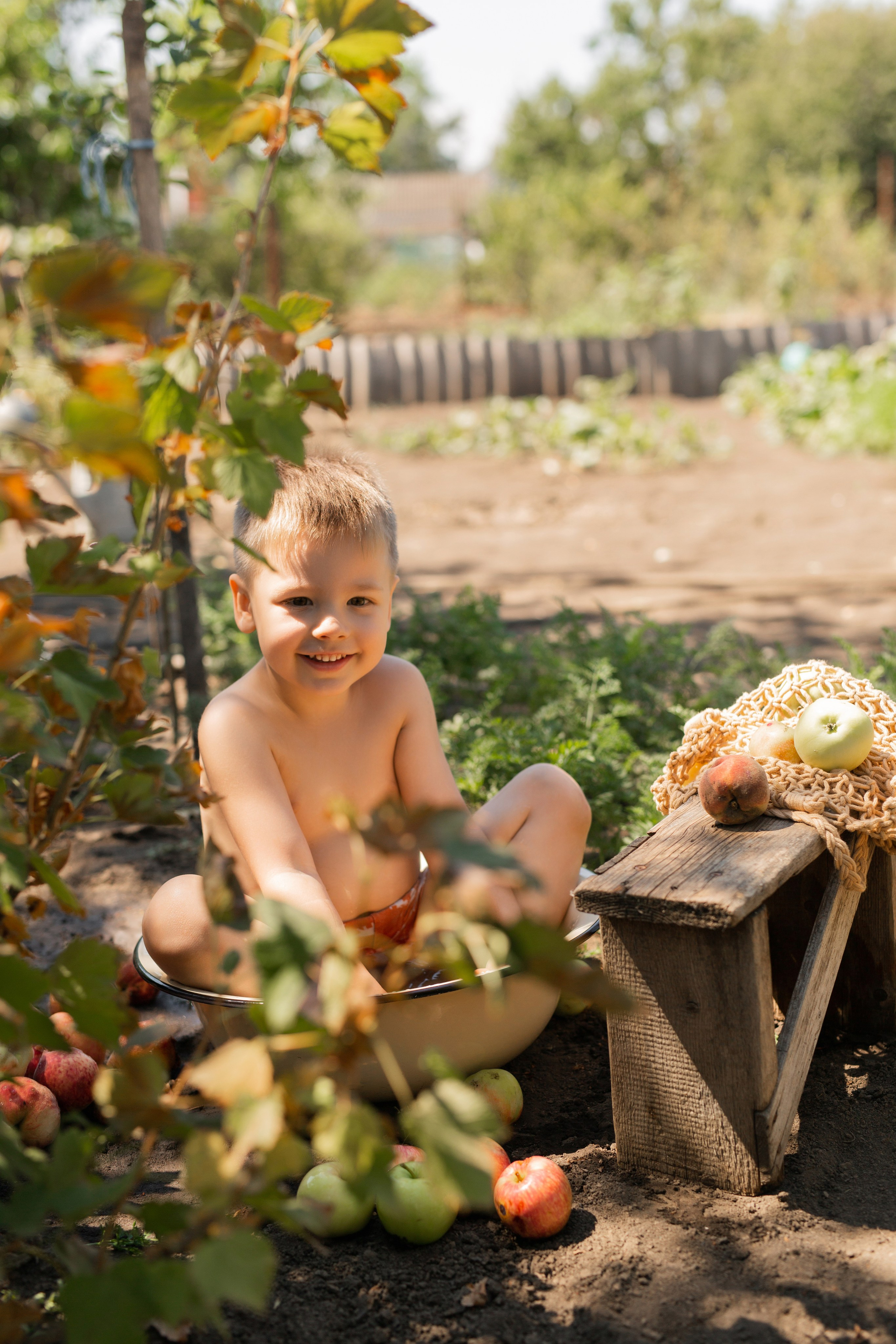 В огороде у бабушки. Семейный фотограф в Каневской Епифанова Ольга
