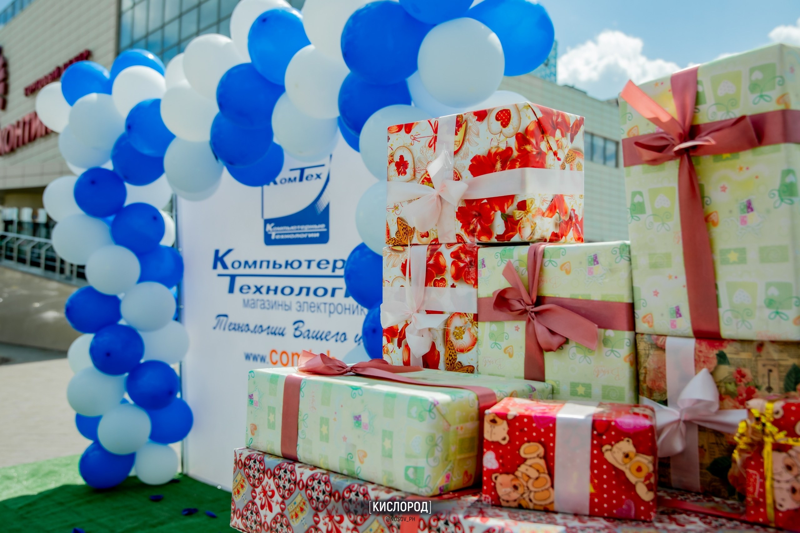 Репортажная съемка с открытий магазинов. Свадебный, репортажный и фуд фотограф в Донецке и Макеевке Носов Дмитрий