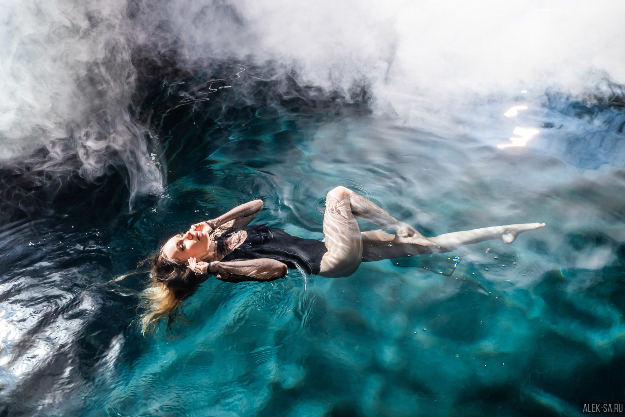 Съёмка под водой. Фотограф ню Краснодар Александра Тимофеева