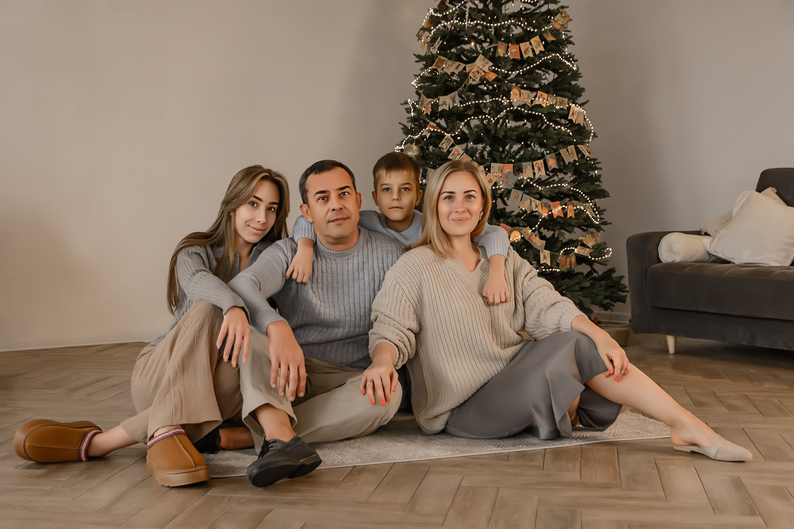 Новогодняя семейная фотосессия Дода. Семейный и детский фотограф Кущ Наташа