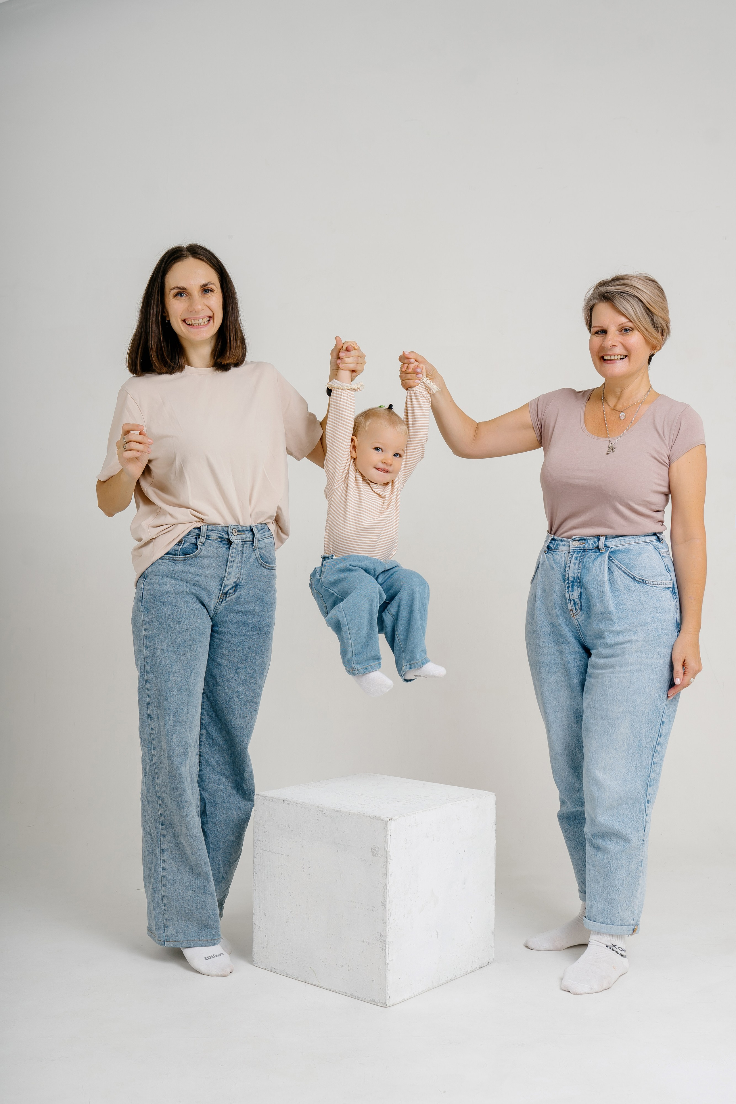 Первый год. Anna Tolstova