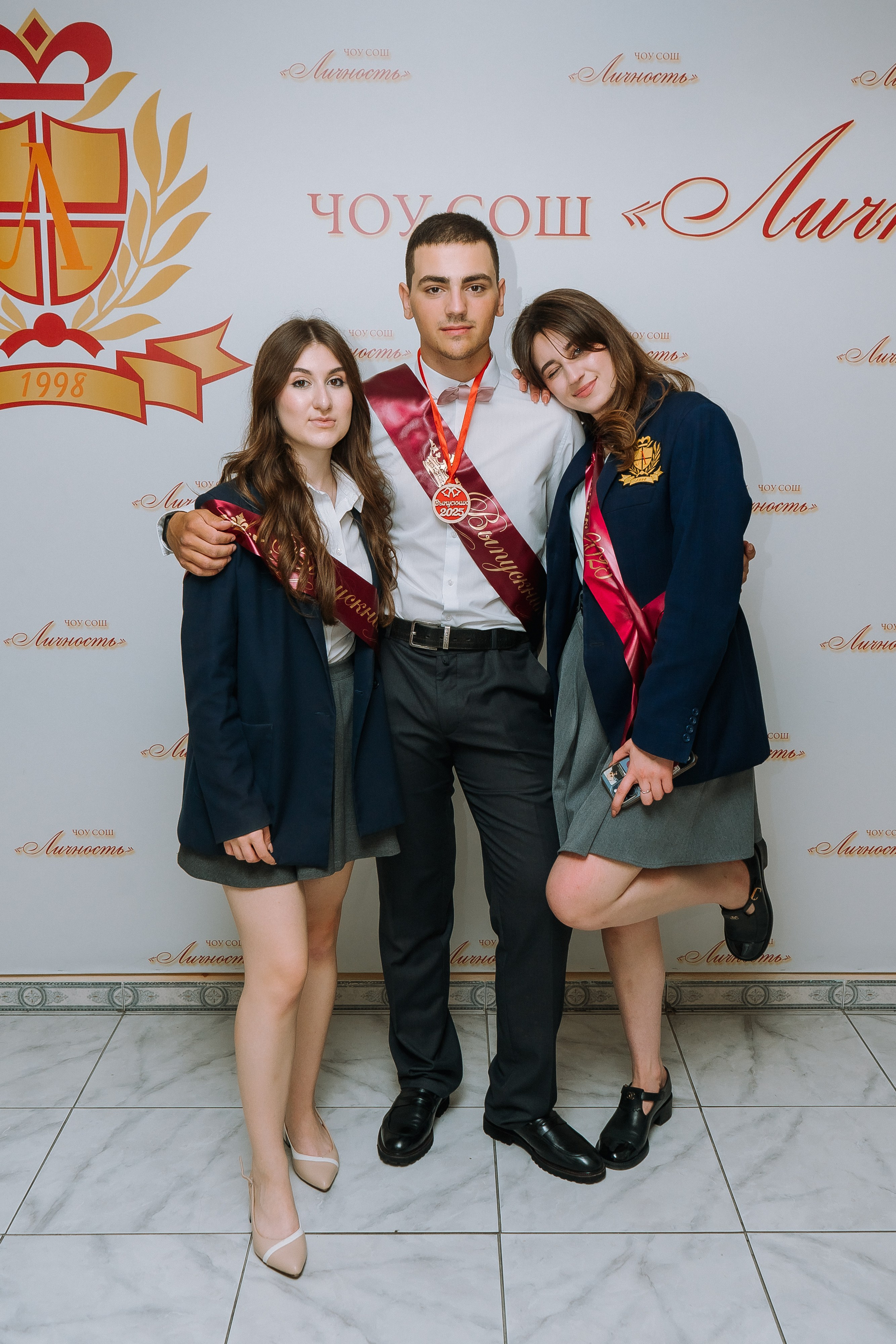 11 класс школа «Личность». Выпускные альбомы Натальи Бутко: Новороссийск, Анапа, Геленджик