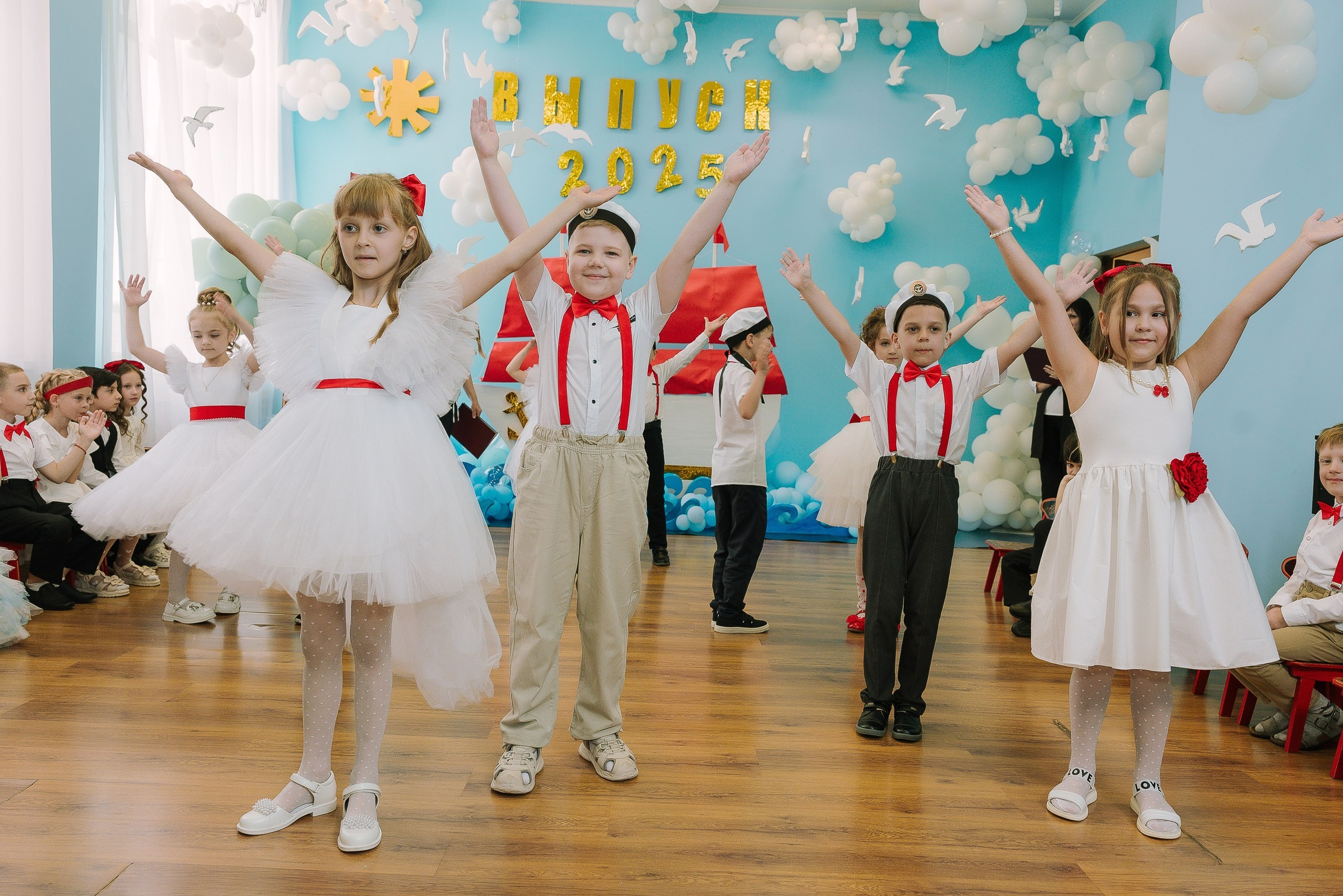 Выпускной 10 ДС. Выпускные альбомы Натальи Бутко: Новороссийск, Анапа, Геленджик