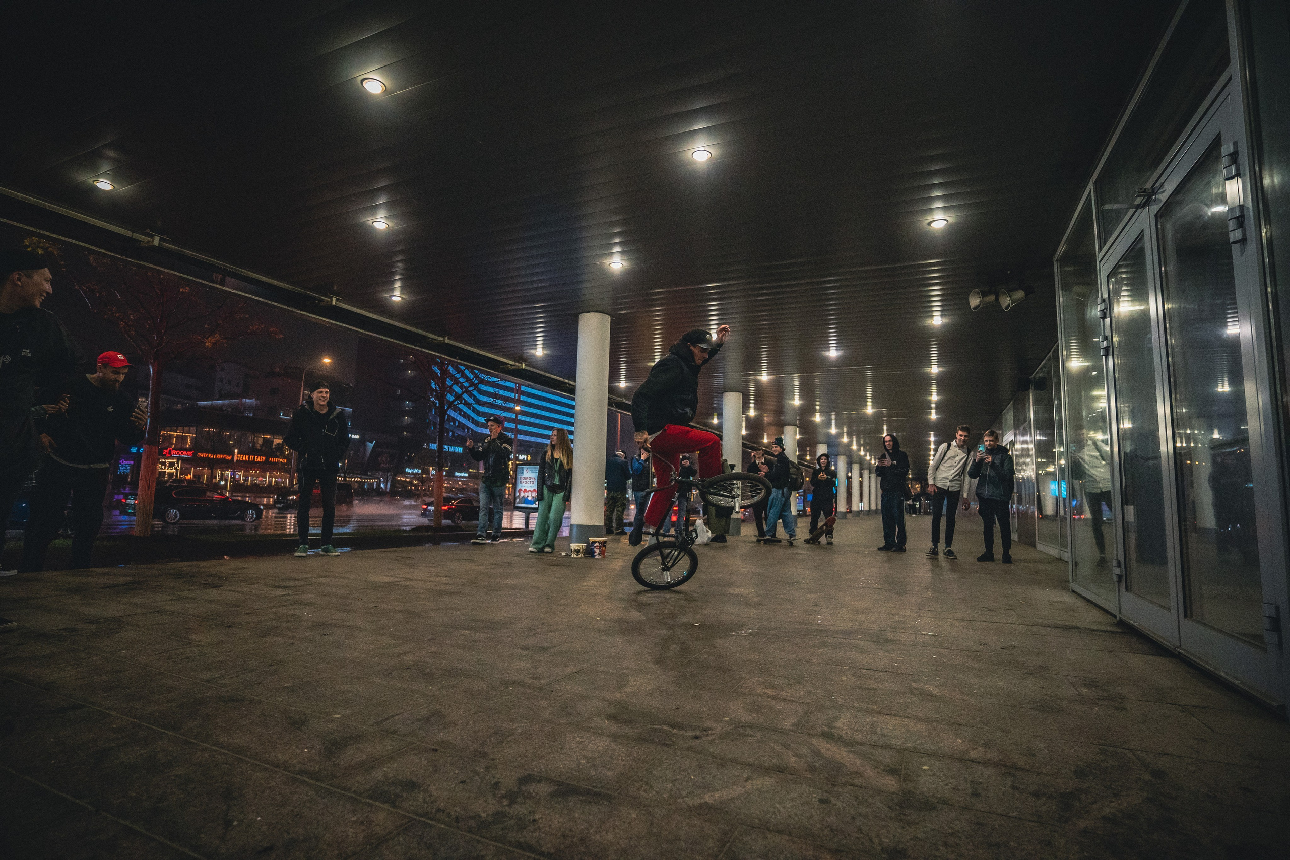 Премьера фильма ИБЬЁТСЯ в Москве 26.05.22. Репортажный фотограф в Краснодаре Рындин Дмитрий