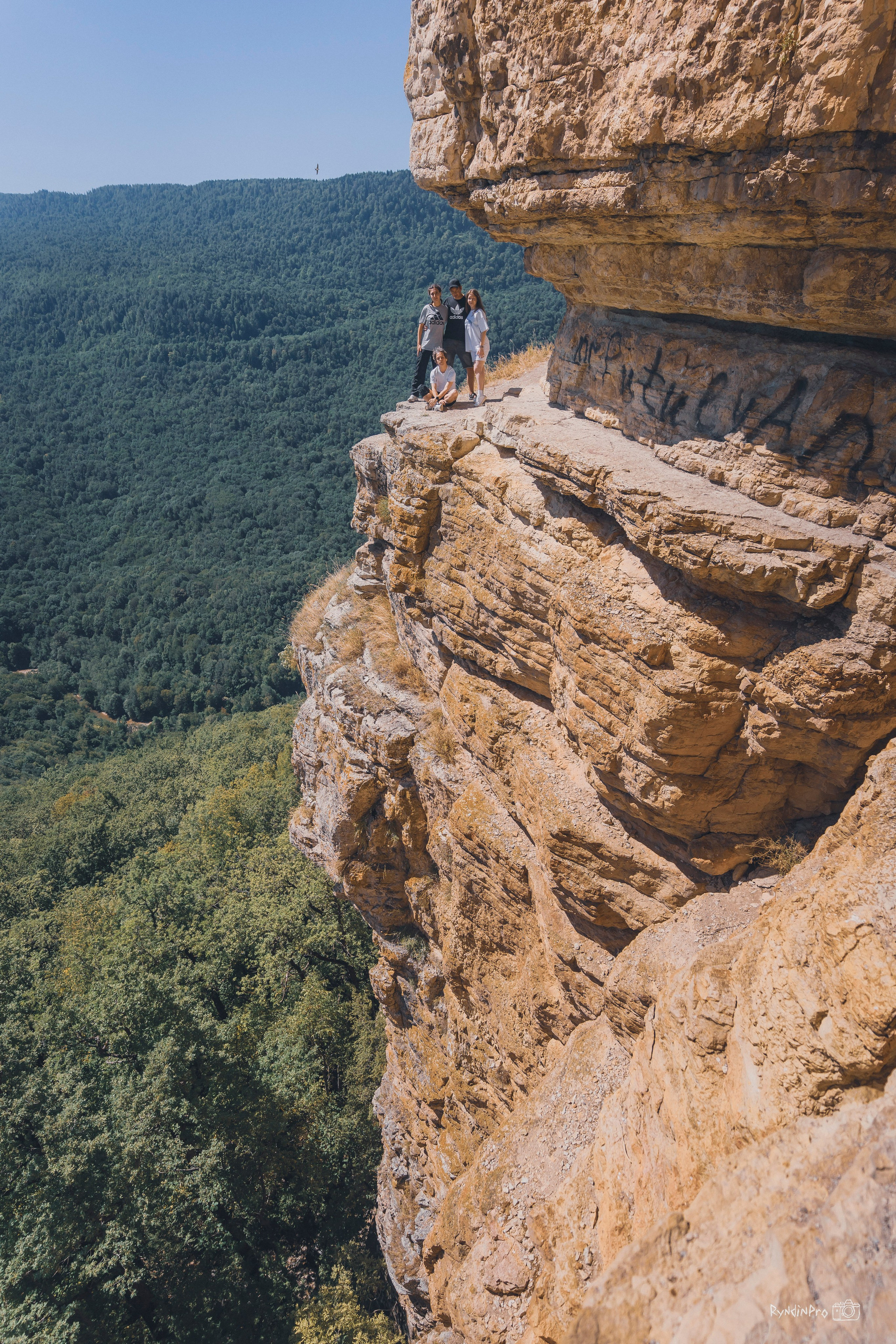 Поход на Орлиную полку + Университетский водопад с командой Мадьяр 15.08.24. Репортажный фотограф в Краснодаре Рындин Дмитрий