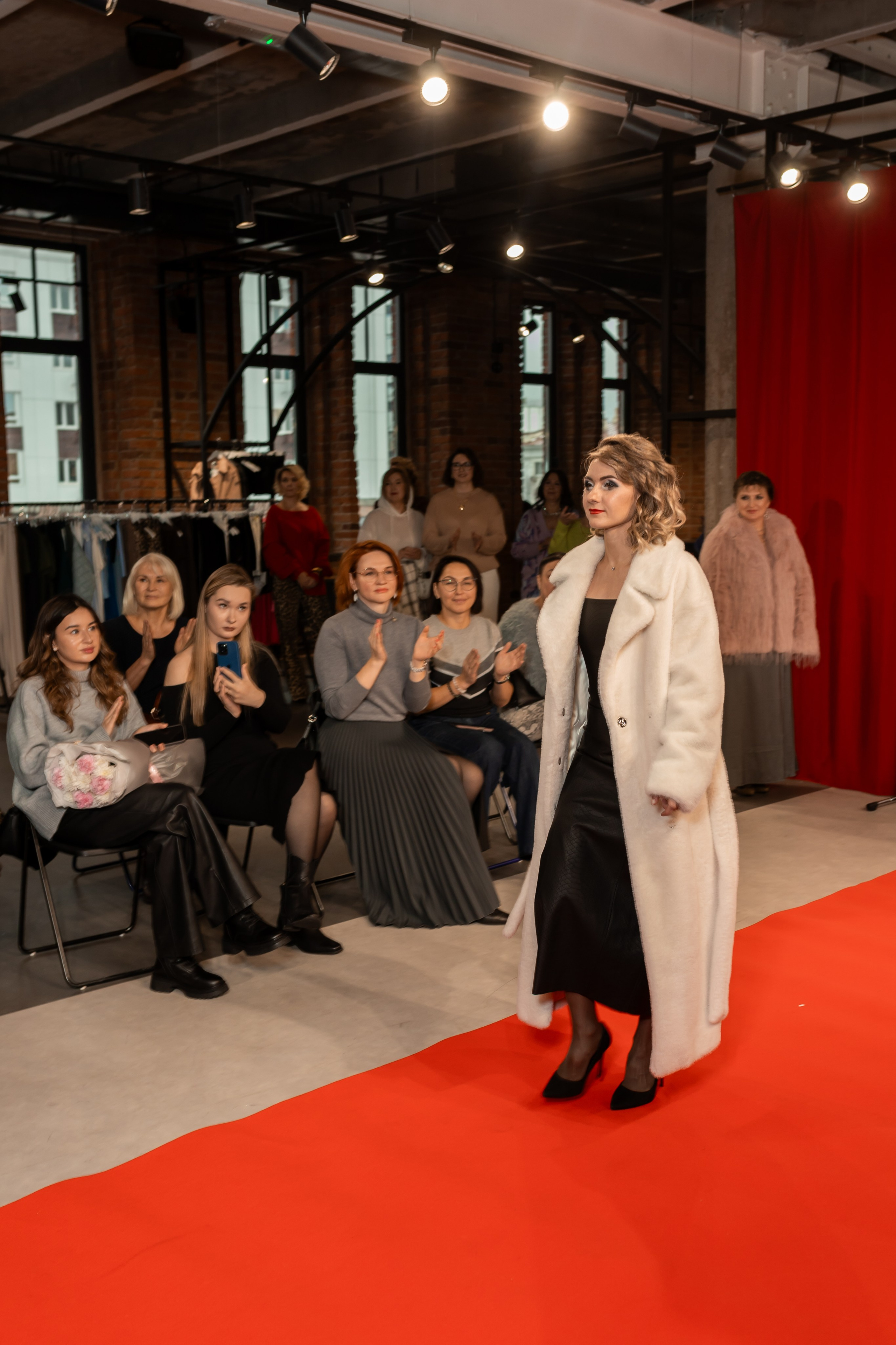 Показ проекта Super woman. Марина Шаймухаметова. Фотограф в Уфе