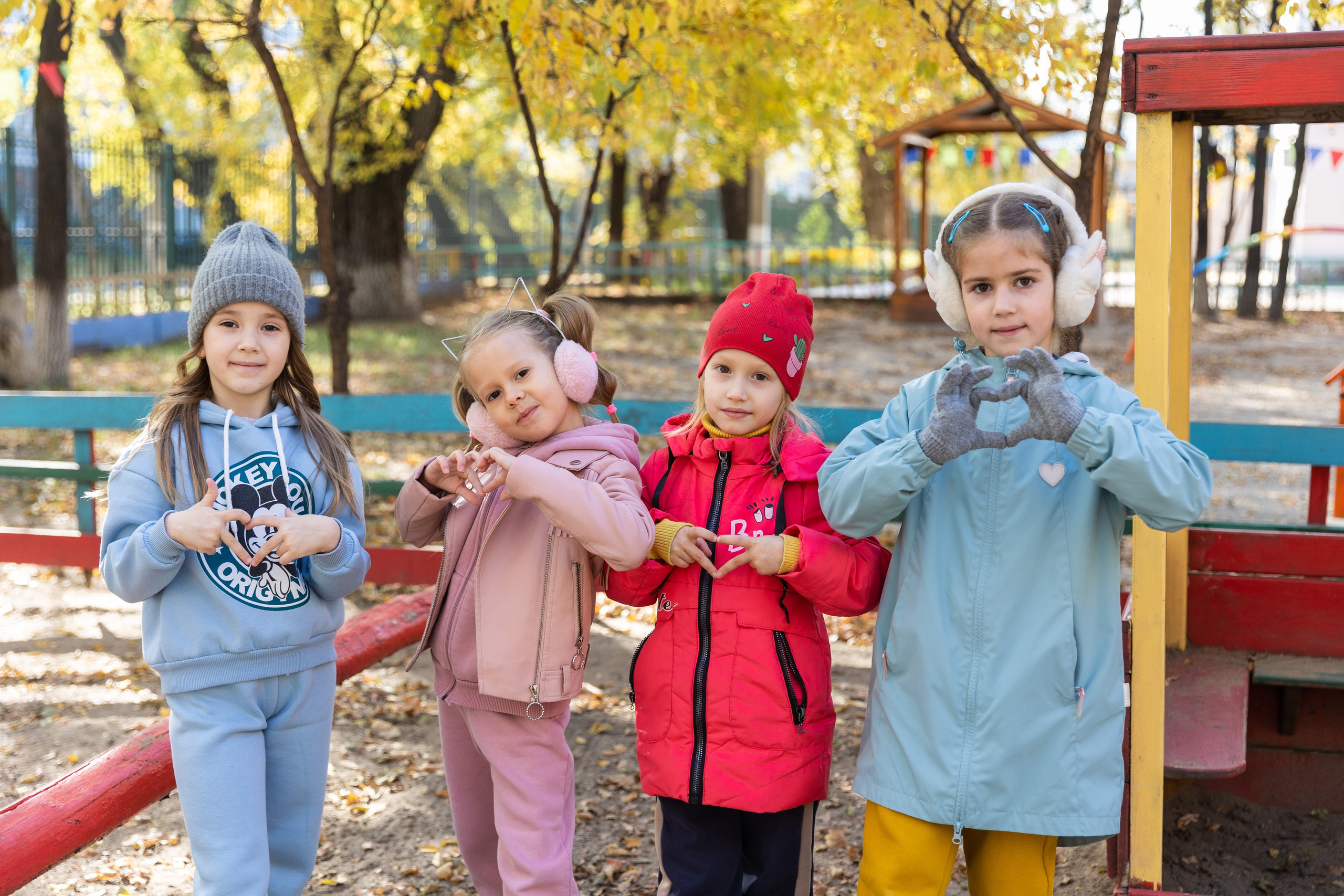 Здесь ^ Осенняя фотосессия. Семейный, детский, школьный фотограф в Благовещенске Яна Белоусова