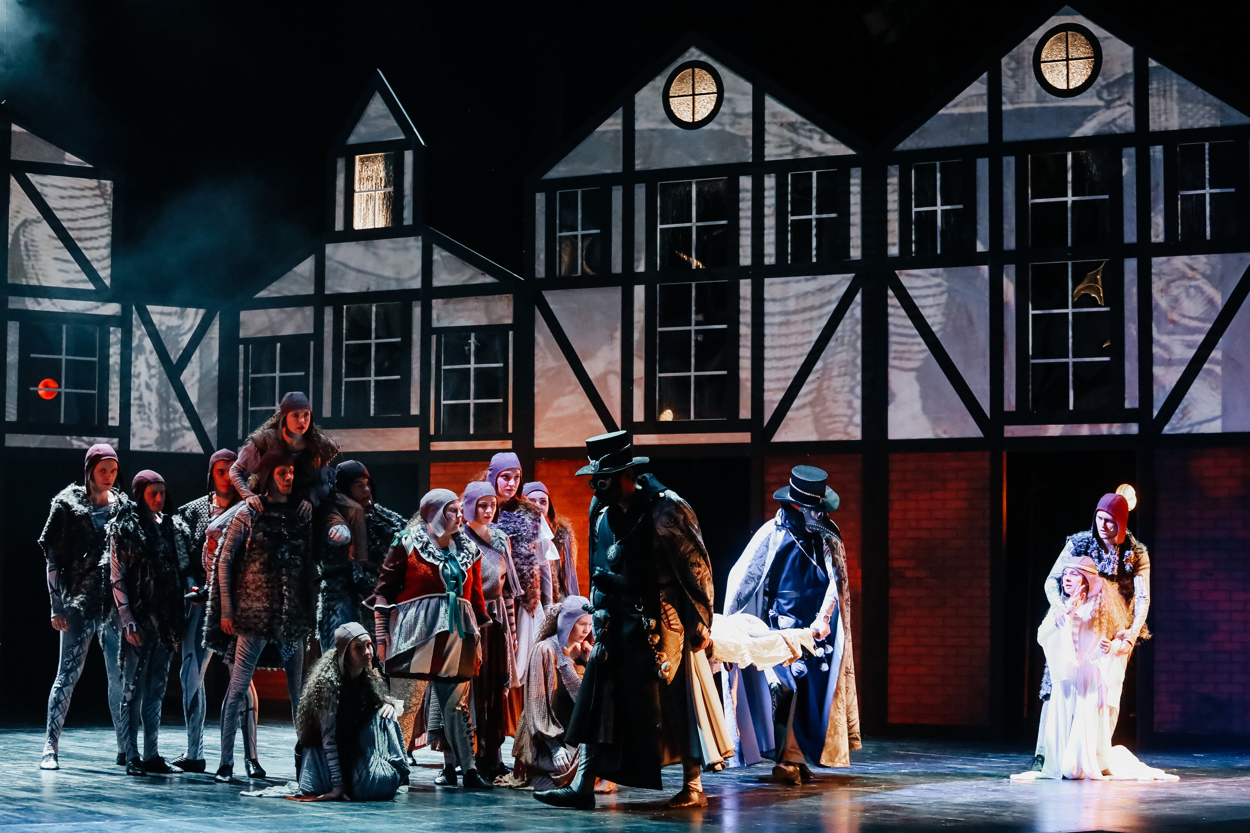 «Фауст» Молодежный театр Алтая. Фоторепортаж. Театральная фотосъёмка