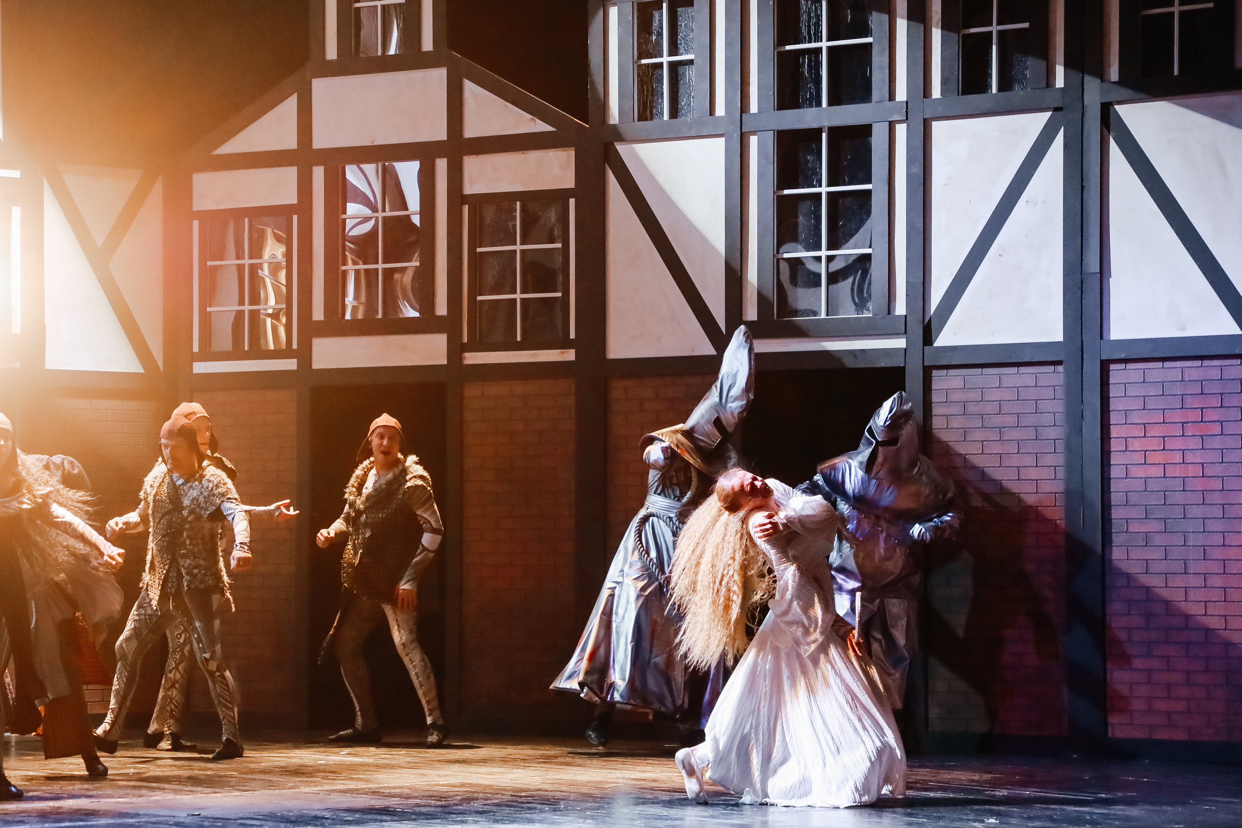 «Фауст» Молодежный театр Алтая. Фоторепортаж. Театральная фотосъёмка