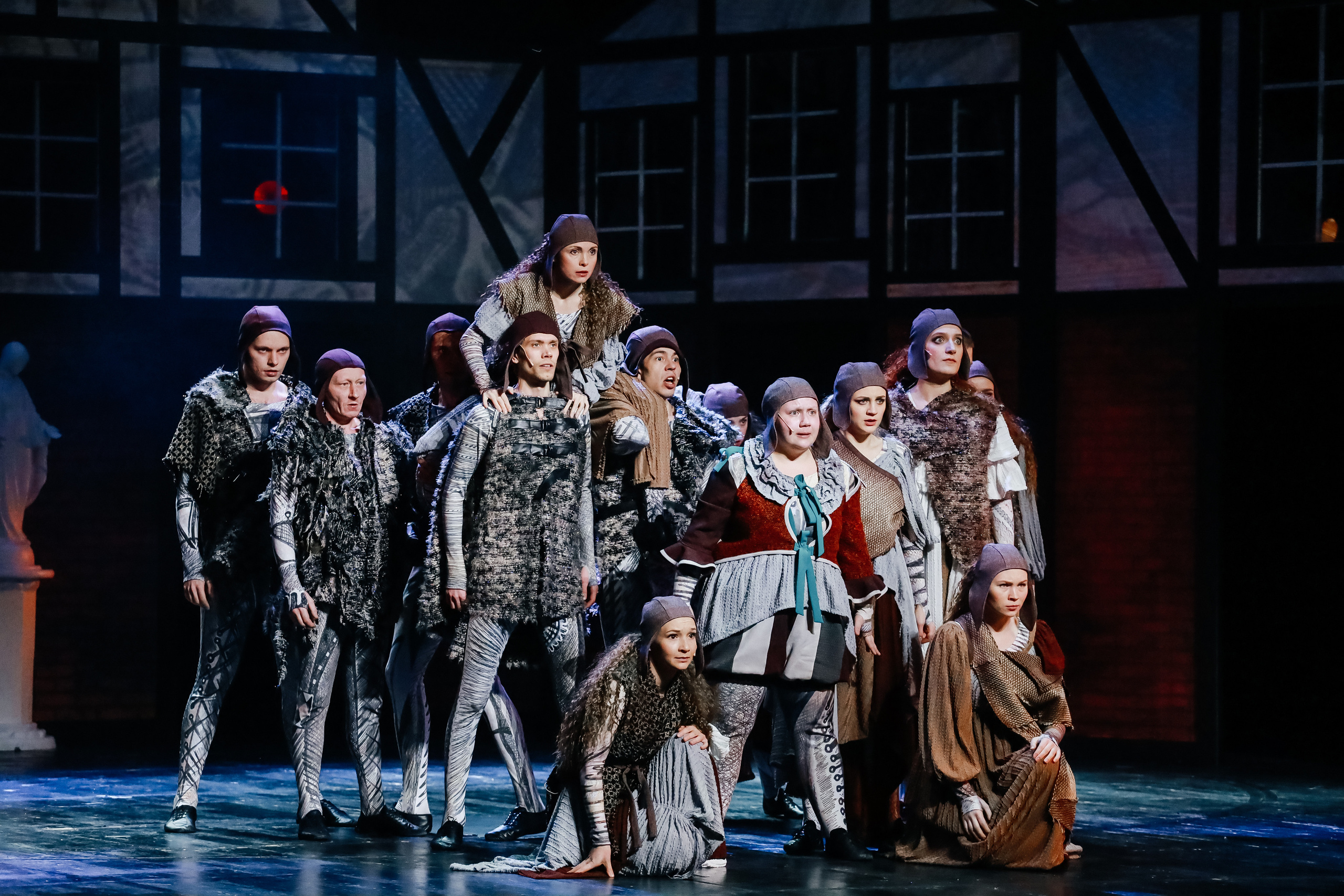 «Фауст» Молодежный театр Алтая. Фоторепортаж. Театральная фотосъёмка