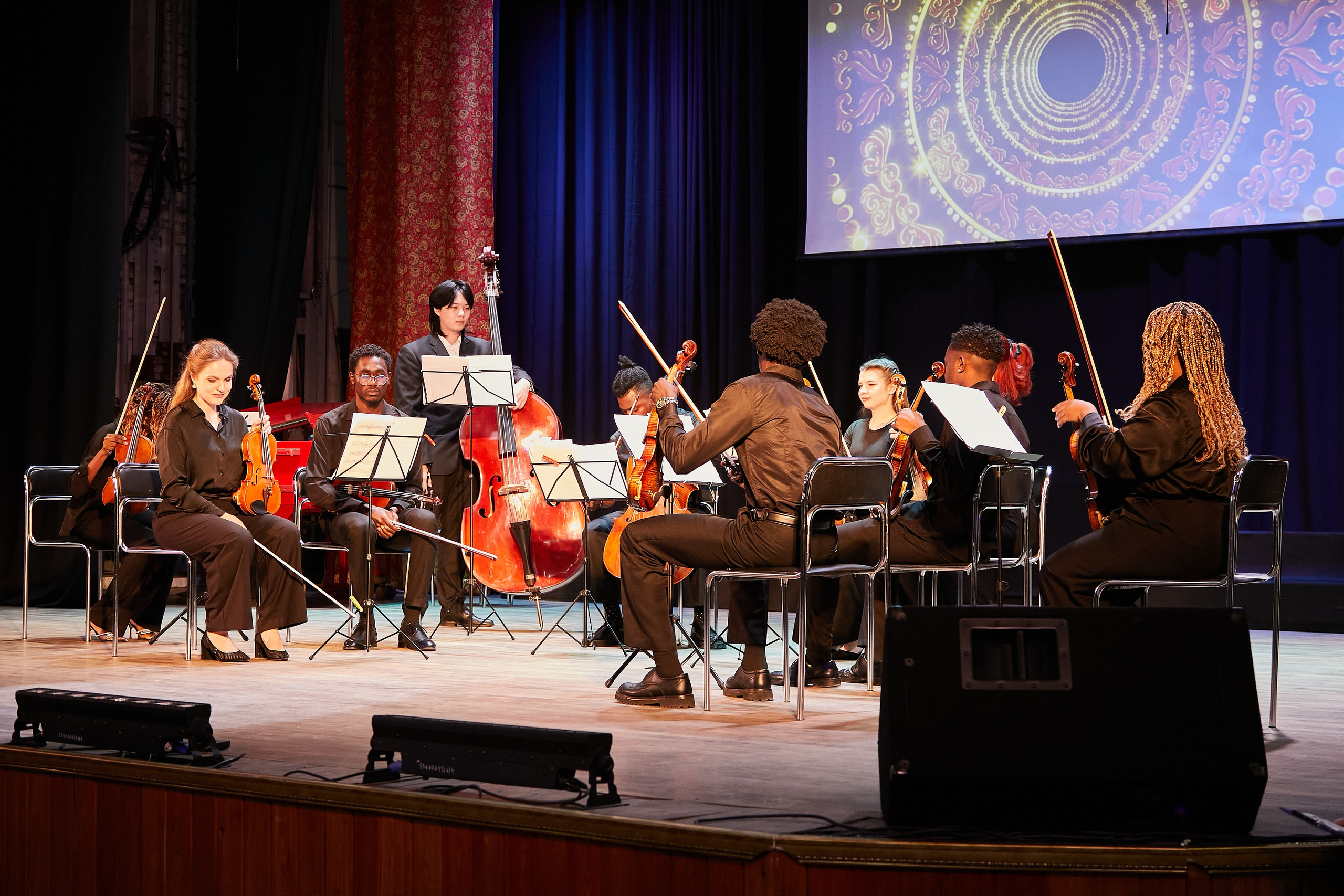 Оркестр Института культуры. Свадебный и креативный фотограф в ЮФО