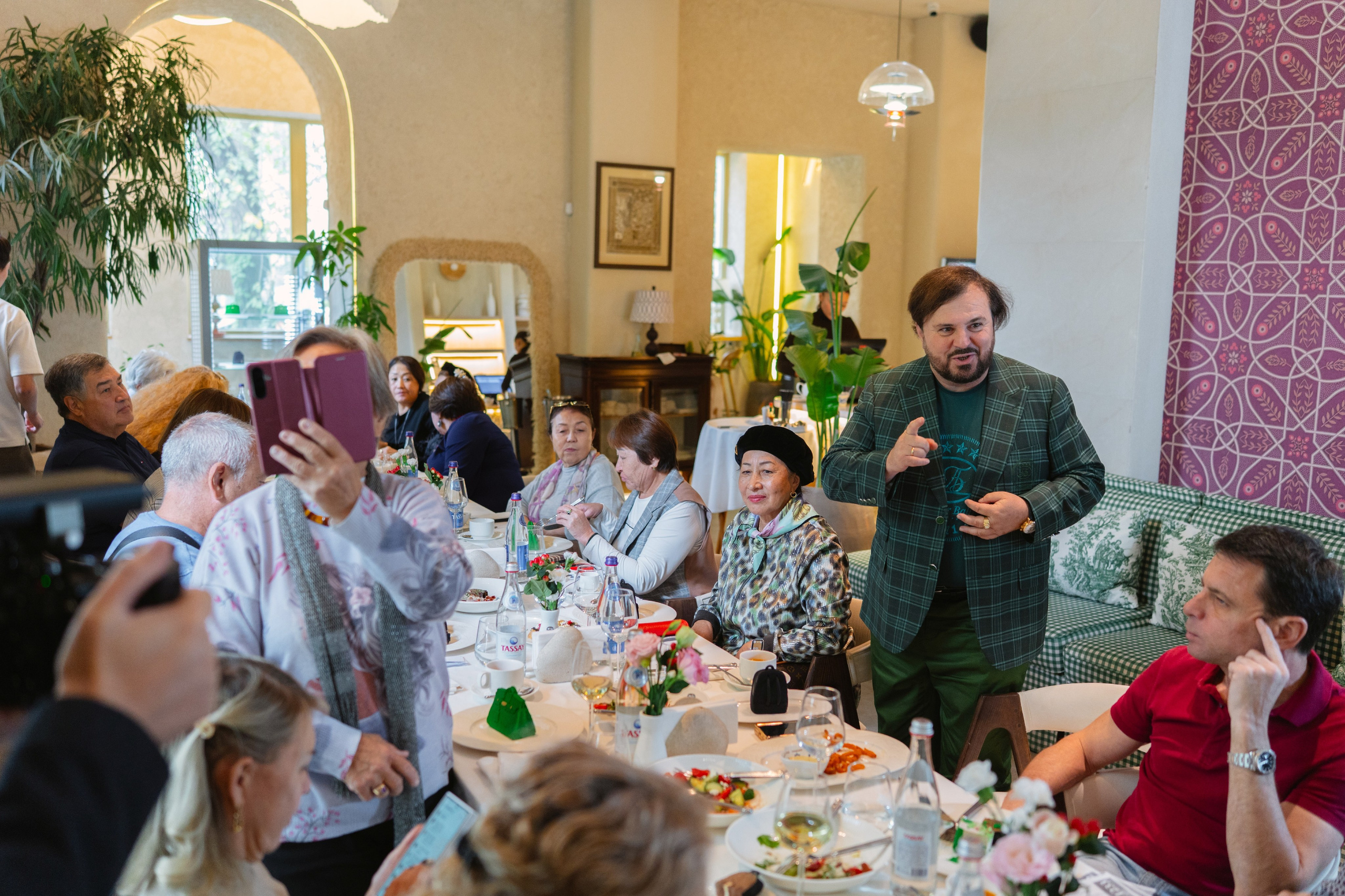 Бизнес завтрак. Профессиональная съемка в Алматы