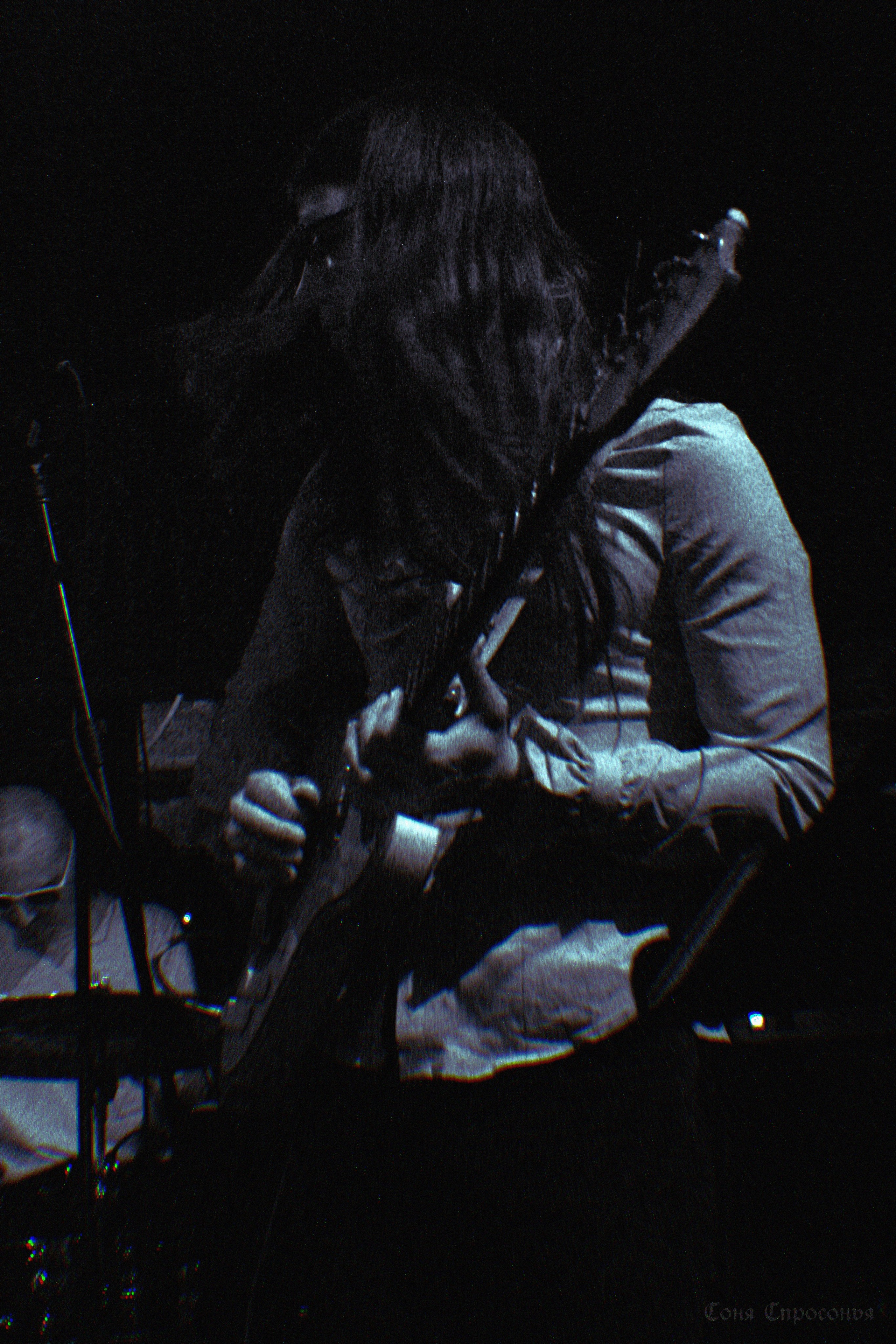 Синестетик 26.08.23. Концертный и портретный фотограф в Москве Соня Спросонья