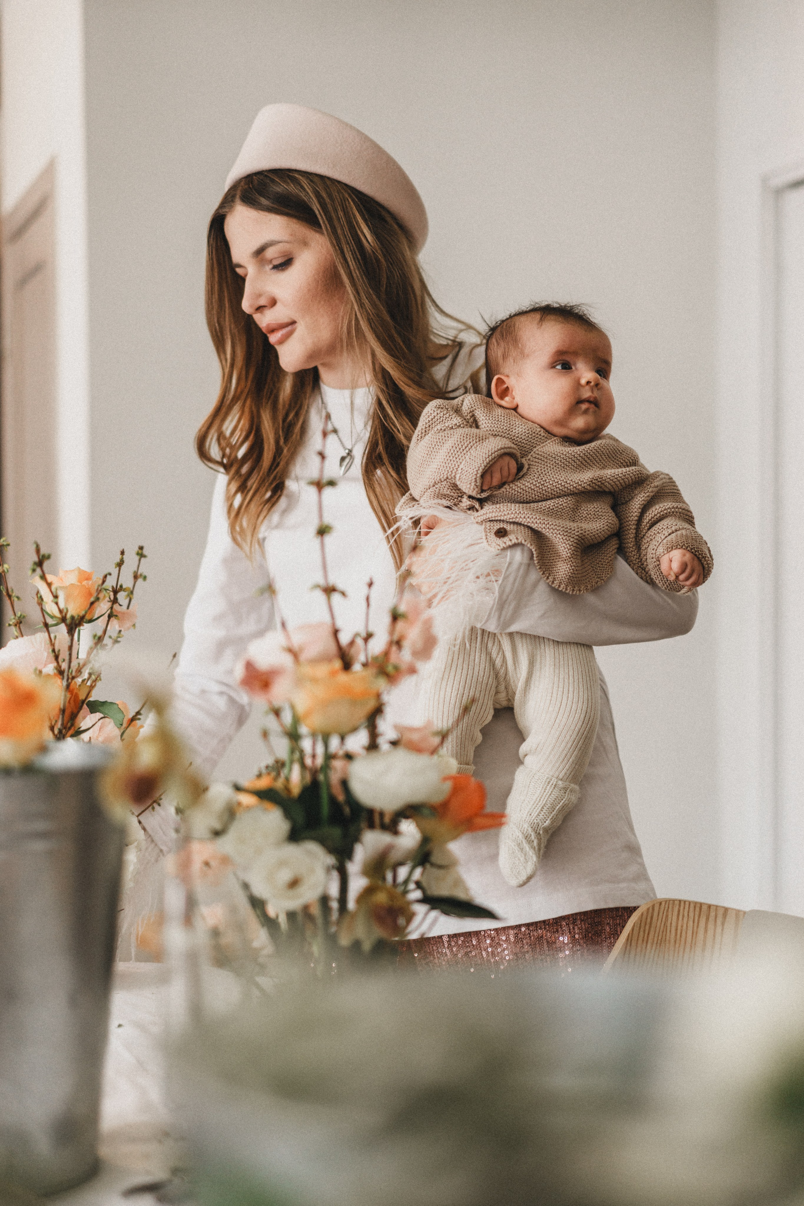 OCHEN' — цветочная встреча 14 февраля. Семейный и детский фотограф и видеограф в Москве, Серпухове и Тарусе Валерия Сорокина
