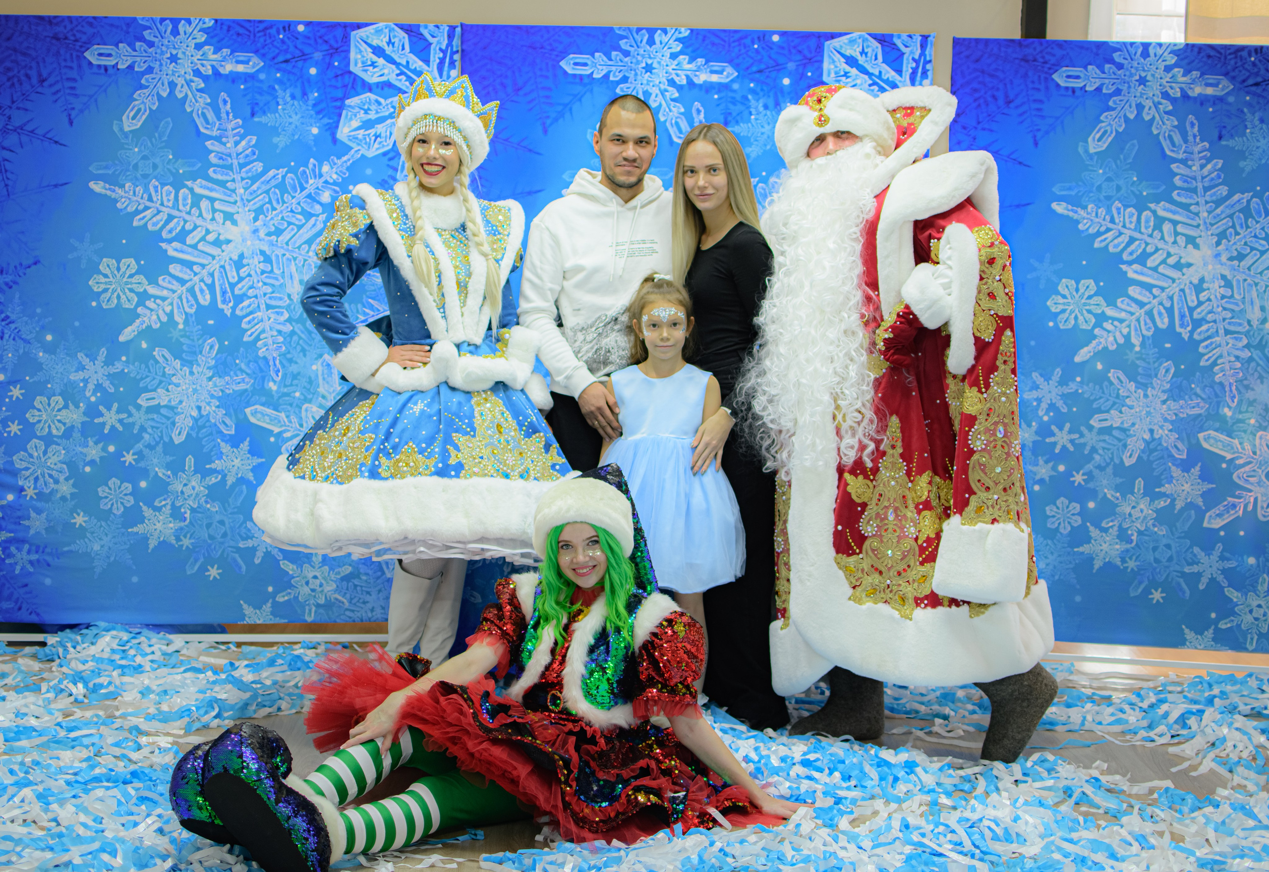 HAPPY NEW YEAR. Photokarish