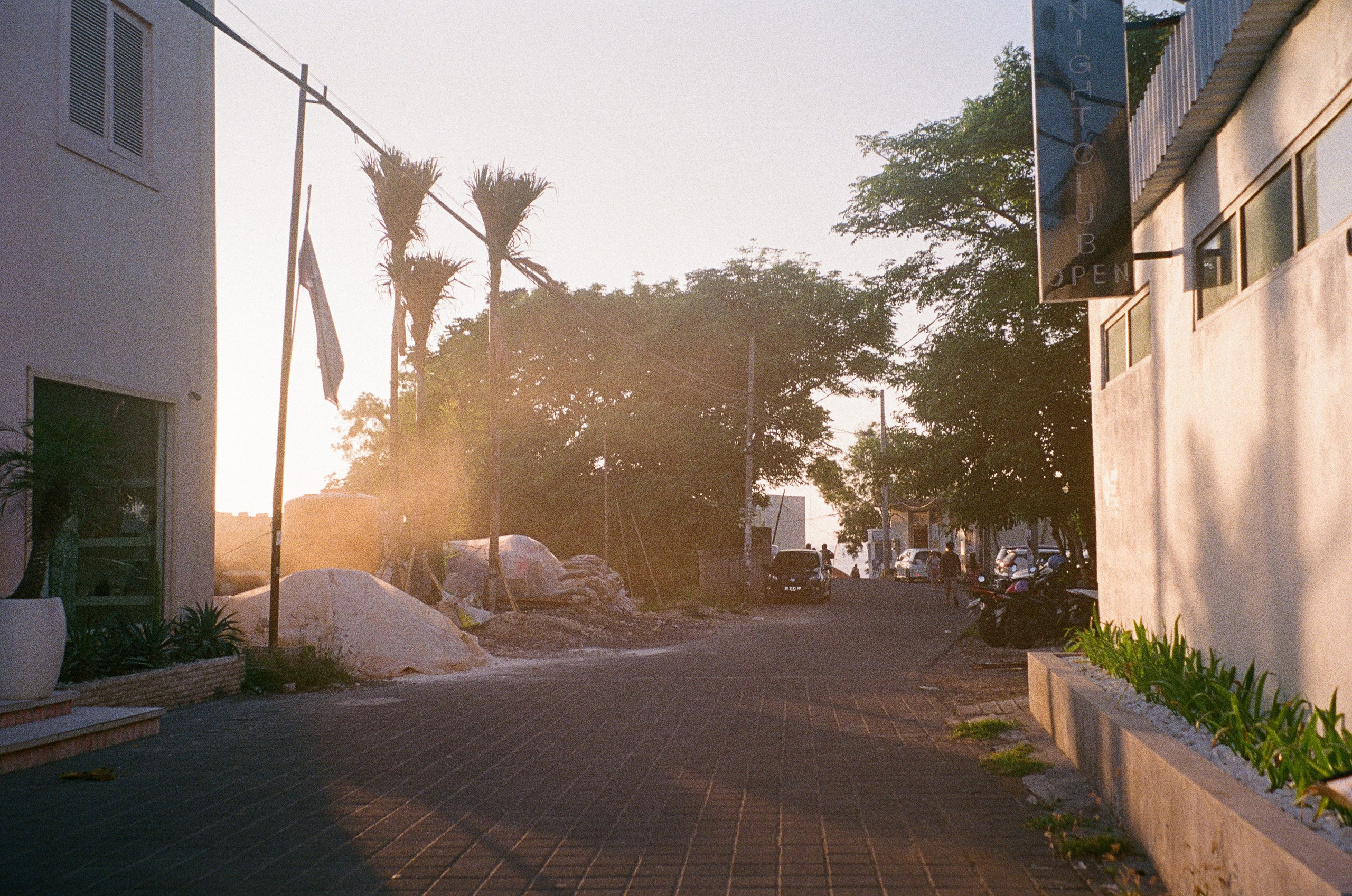 SOMEWHERE. Carolinetru