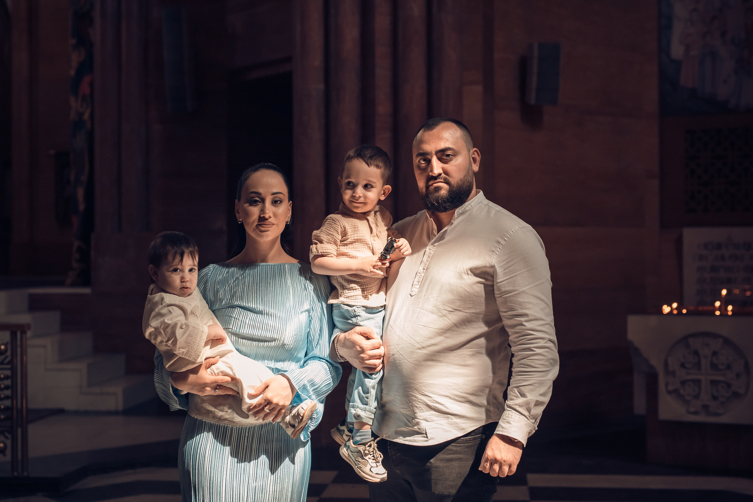 Крещение в Армянской Апостольской церкви