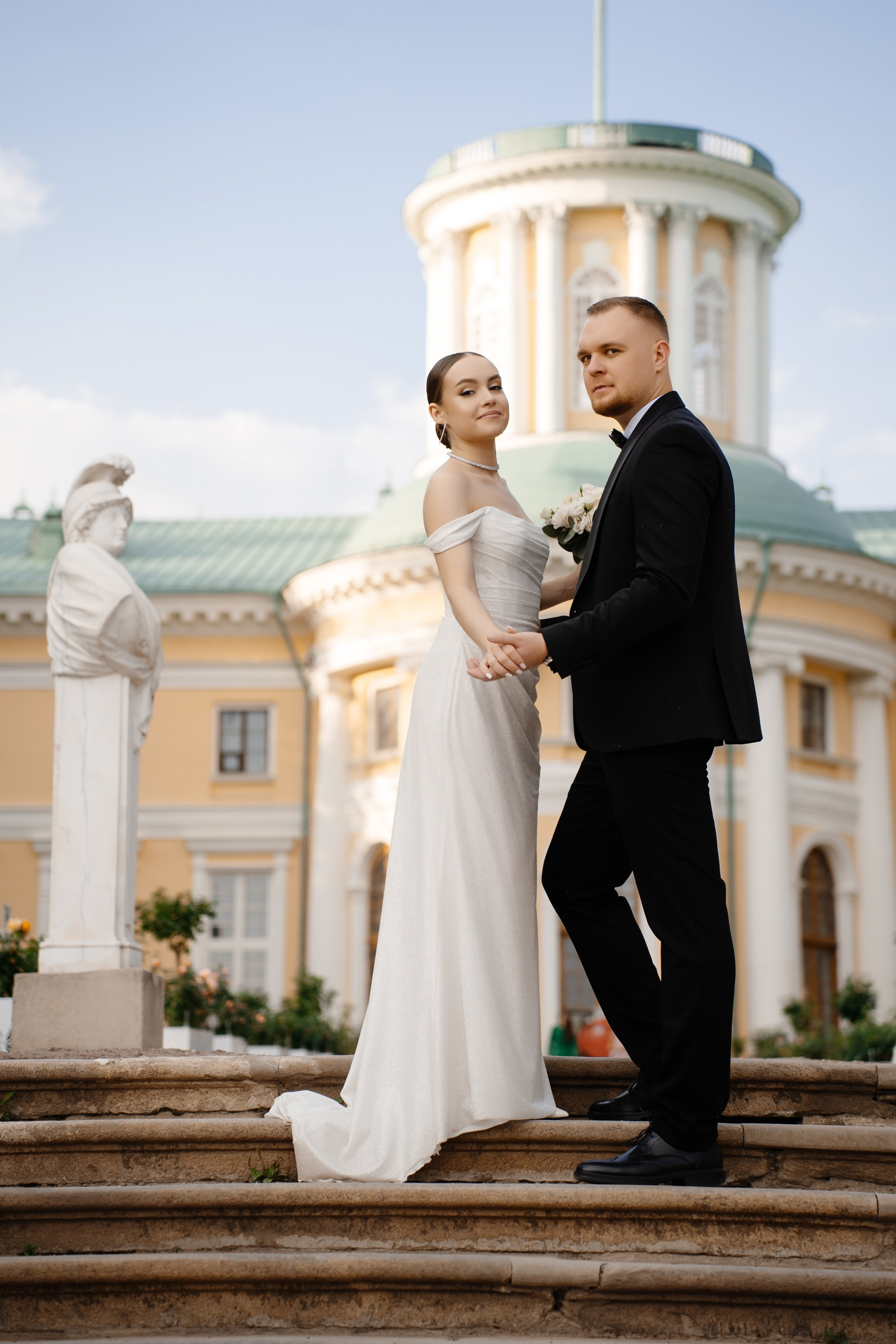 Свадебная фотосессия в парке Архангельское. Свадебный и семейный фотограф в Москве Светлана Зоткина