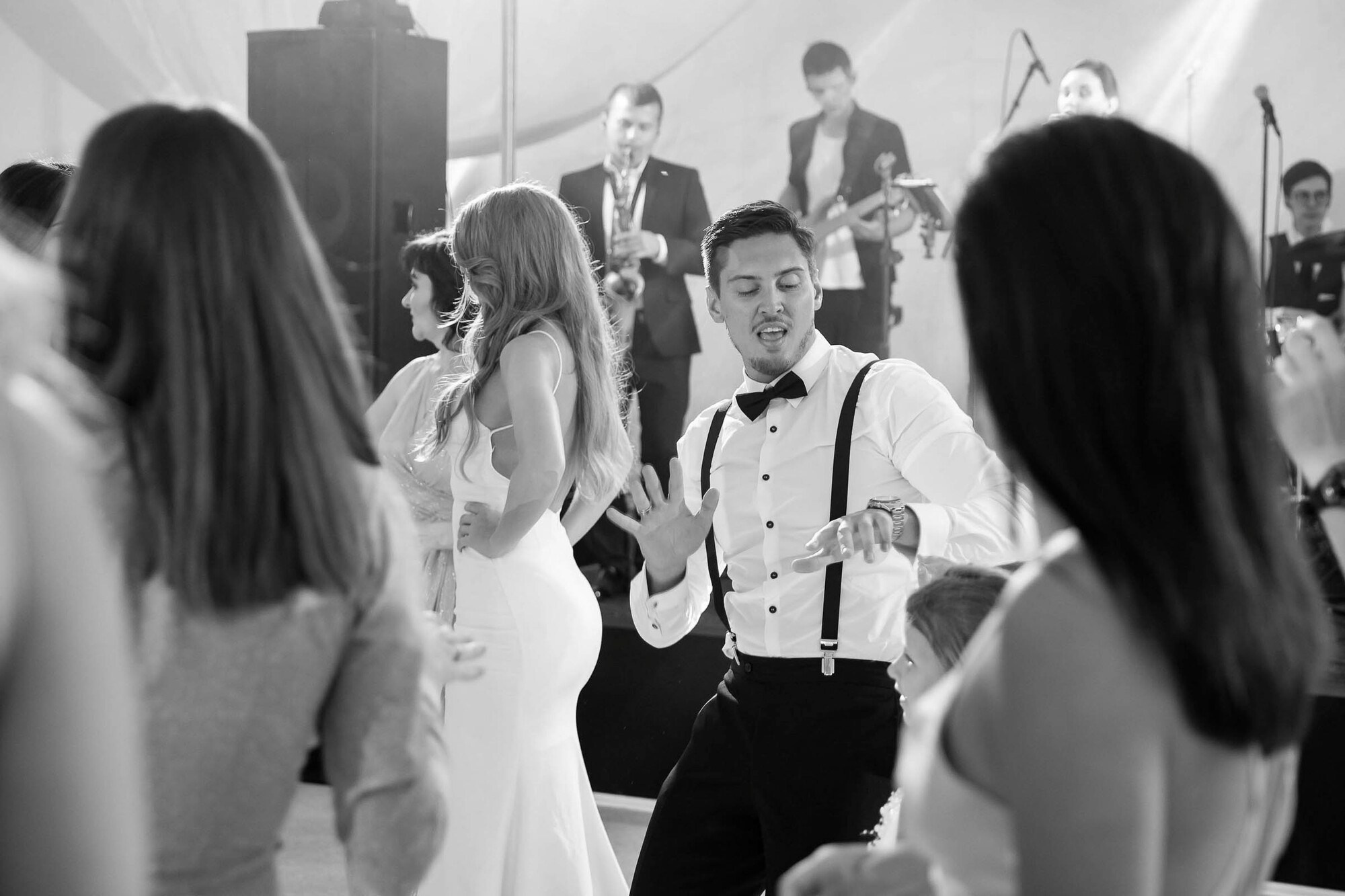 Стильная свадьба со сборами в гостинице Эрмитаж. Свадебный фотограф в Санкт-Петербурге и Москве Андрей Нестеров