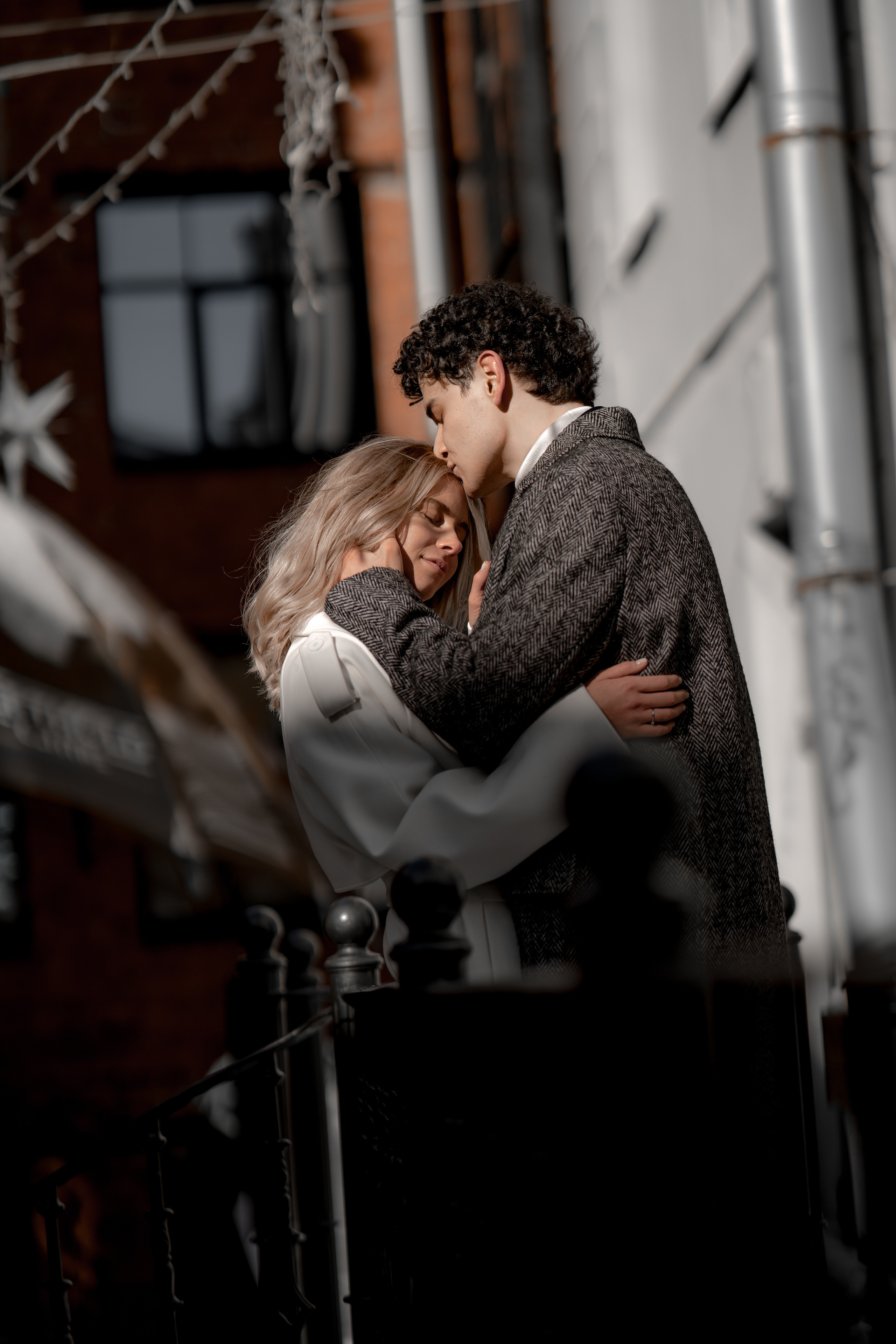 Свадебная фотосессия зимой в Санкт-Петербурге. Свадебный фотограф Александр Невский в Санкт-Петербурге