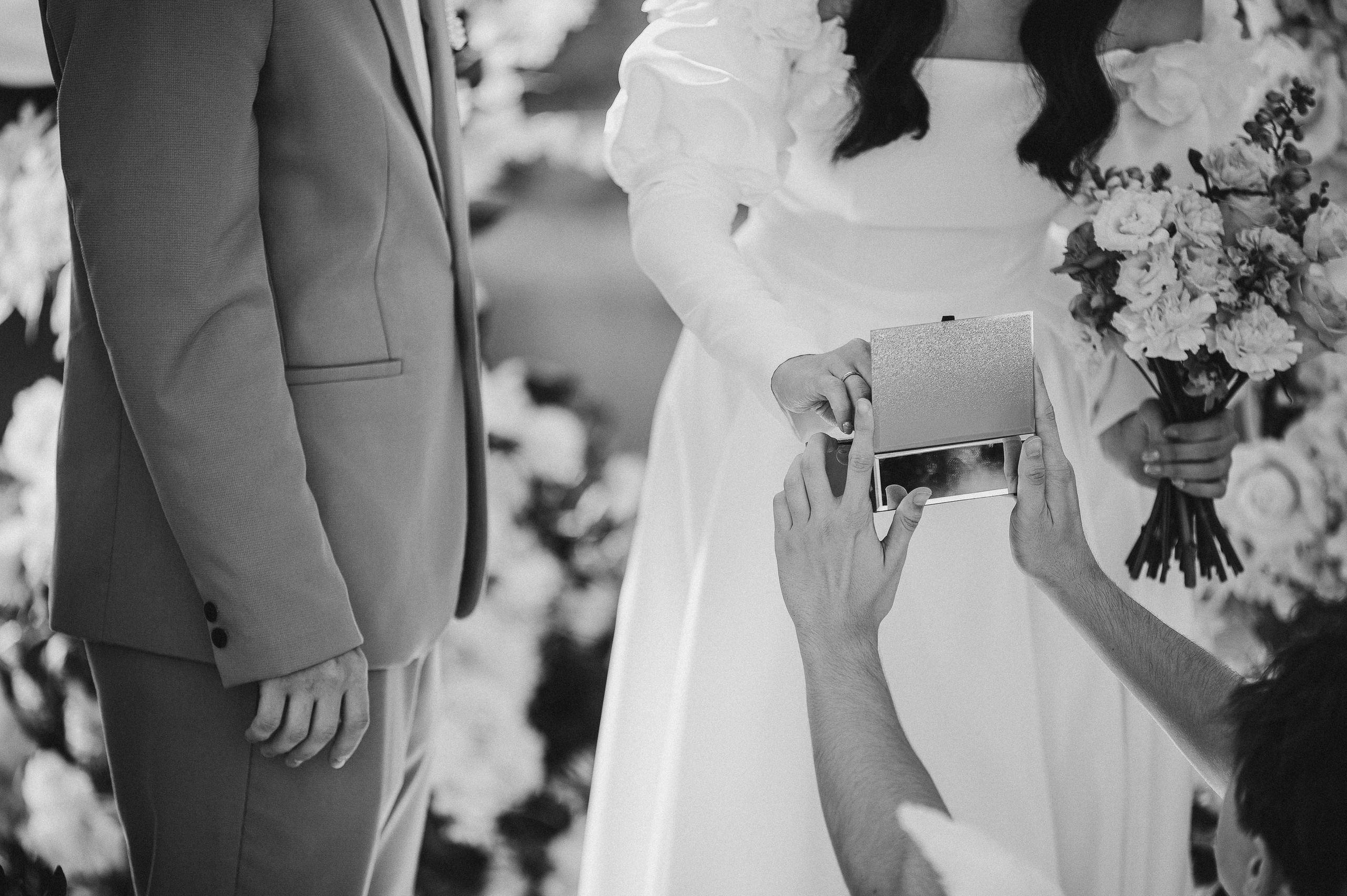 Одним солнечным днем на берегу реки. Евгений Нисковских — свадебный и репортажный фотограф в Тюмени