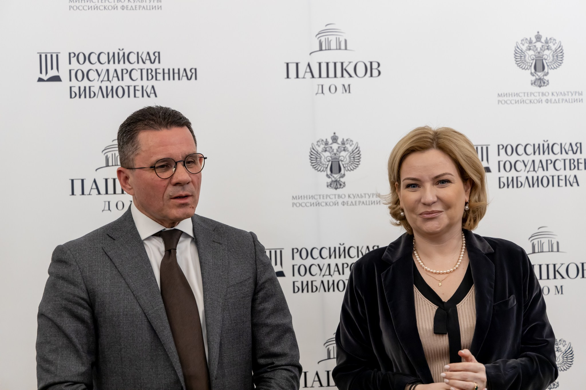 Открытие цикла экскурсий «Ленинка со звездой». Репортажный, семейный и студийный фотограф в Москве Демин Алексей