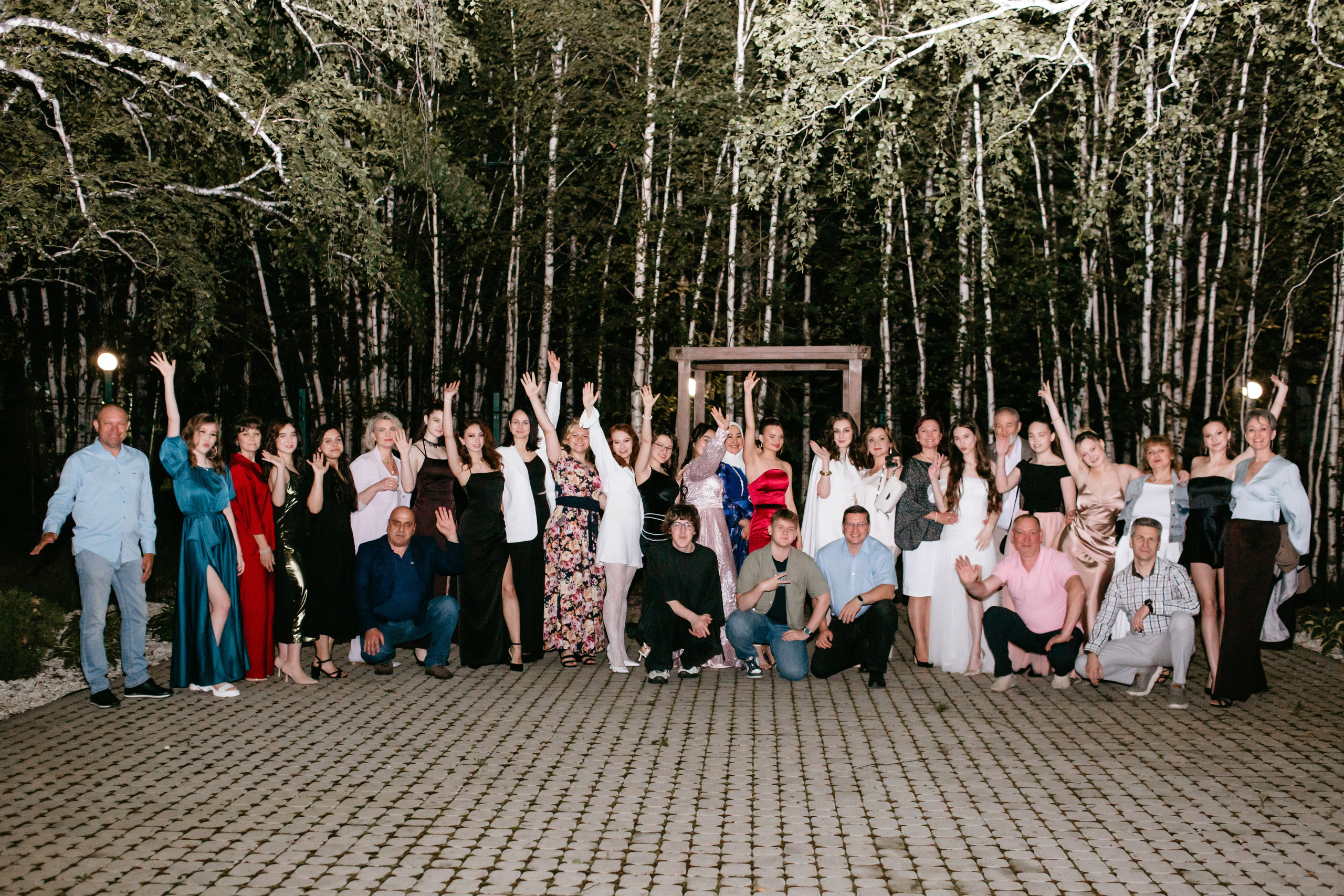 Выпускной 2025 (41 школа) 11 класс. Фотограф в Челябинске Ополихина Анна