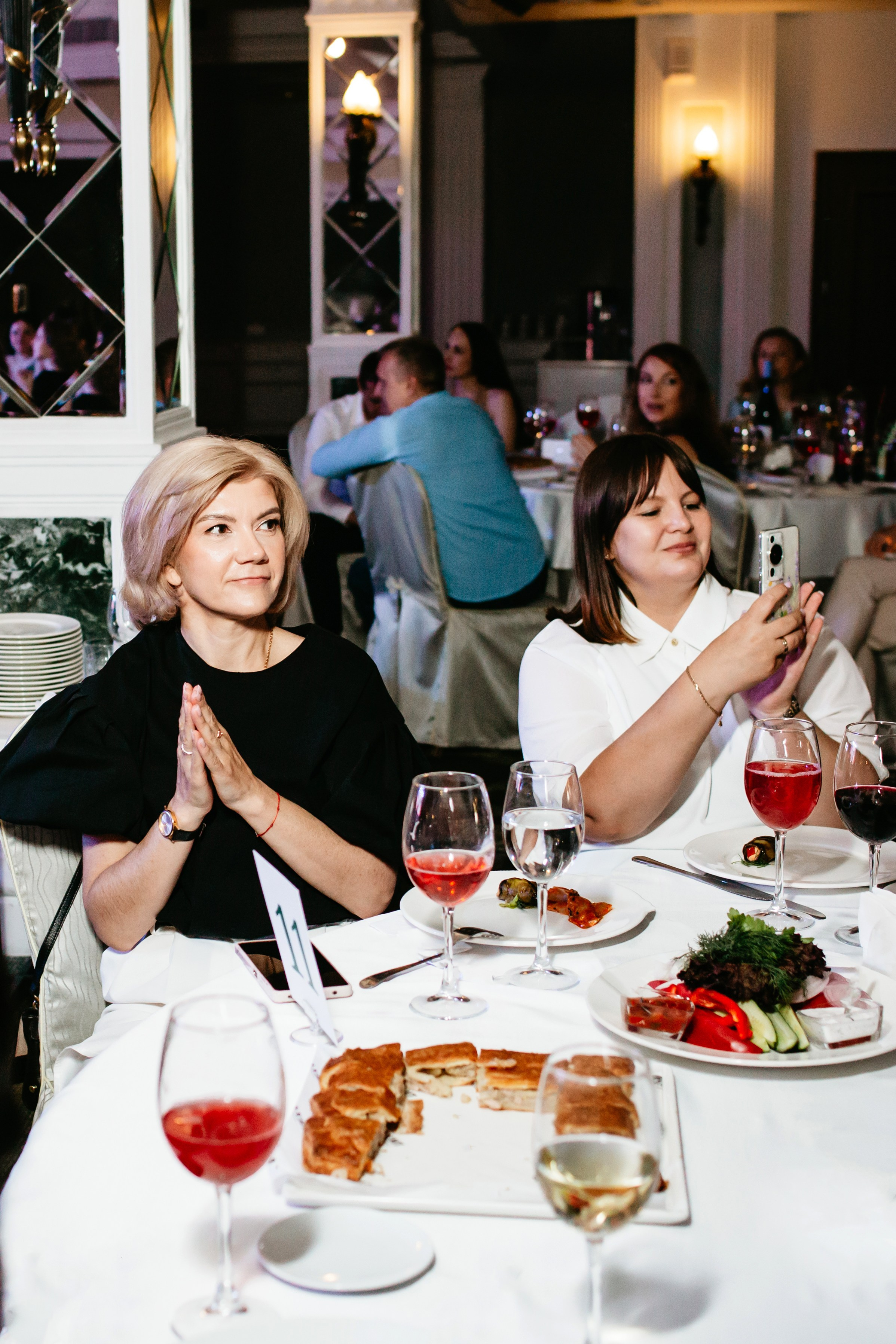 Выпускной 2025 (9класс) 124 школа. Фотограф в Челябинске Ополихина Анна