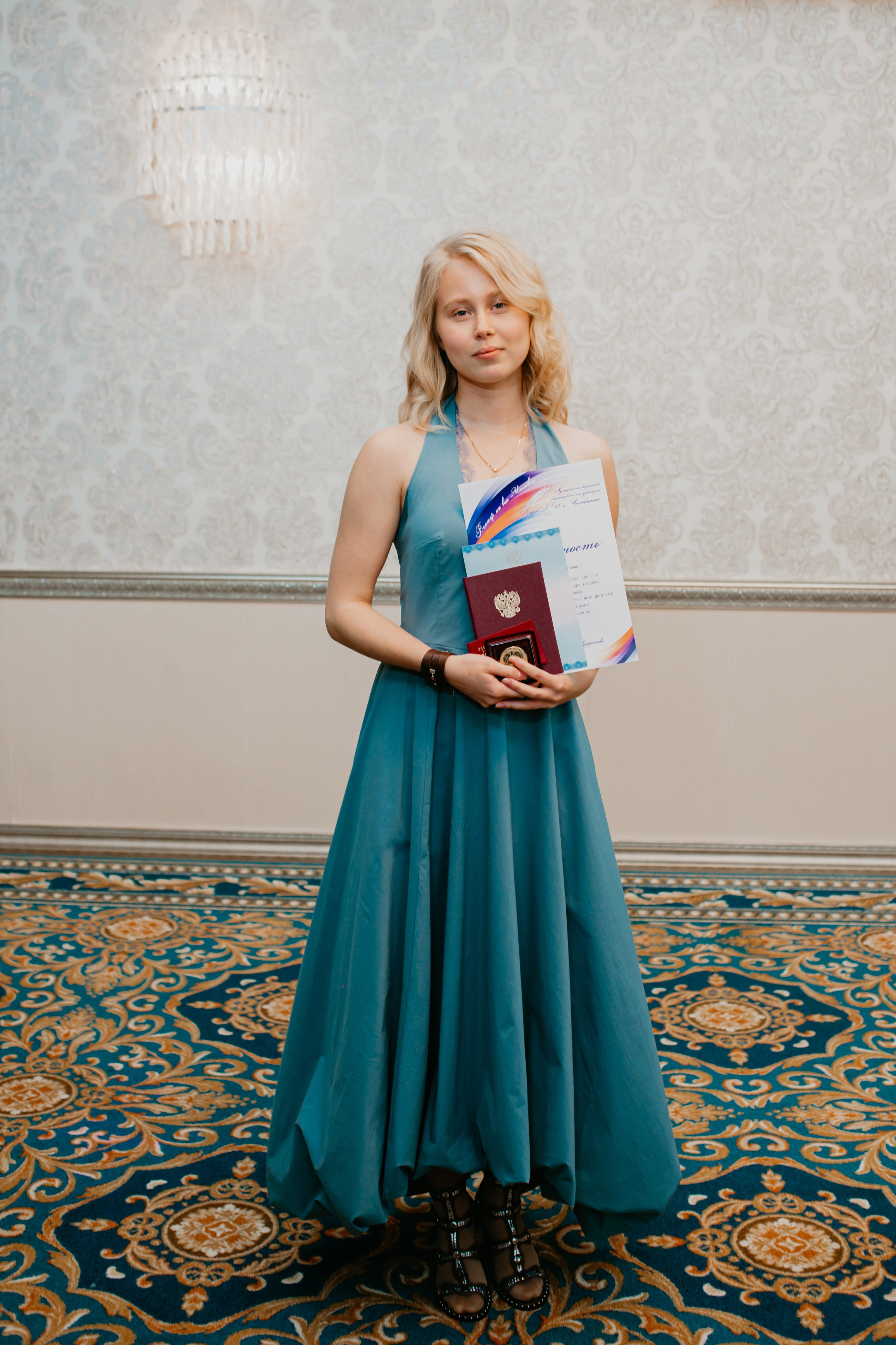 Выпускной. 11 лицей. Фотограф в Челябинске Ополихина Анна
