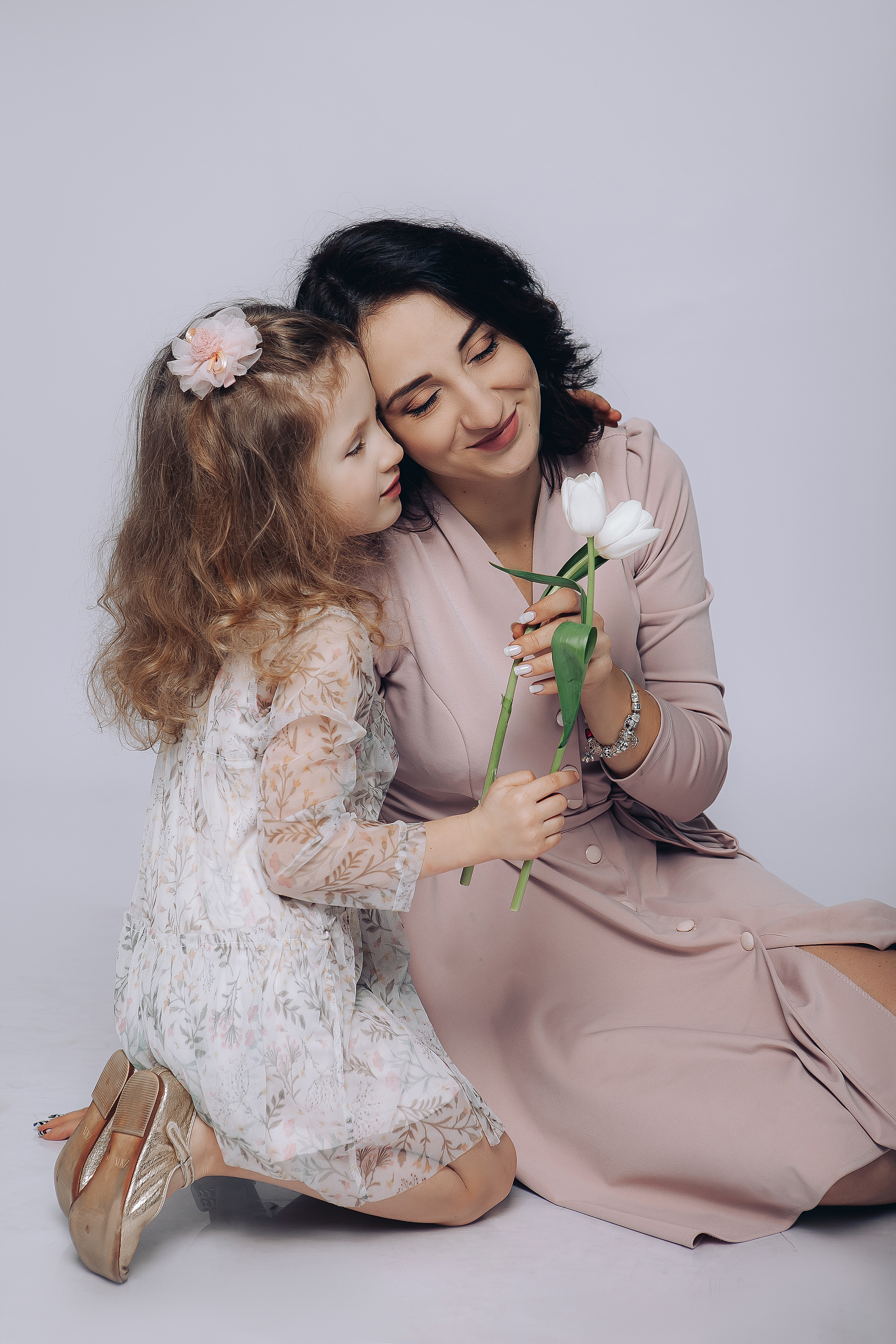 Девочки и тюльпаны. Свадебный и семейный фотограф в Смоленске Надежда Воробьева