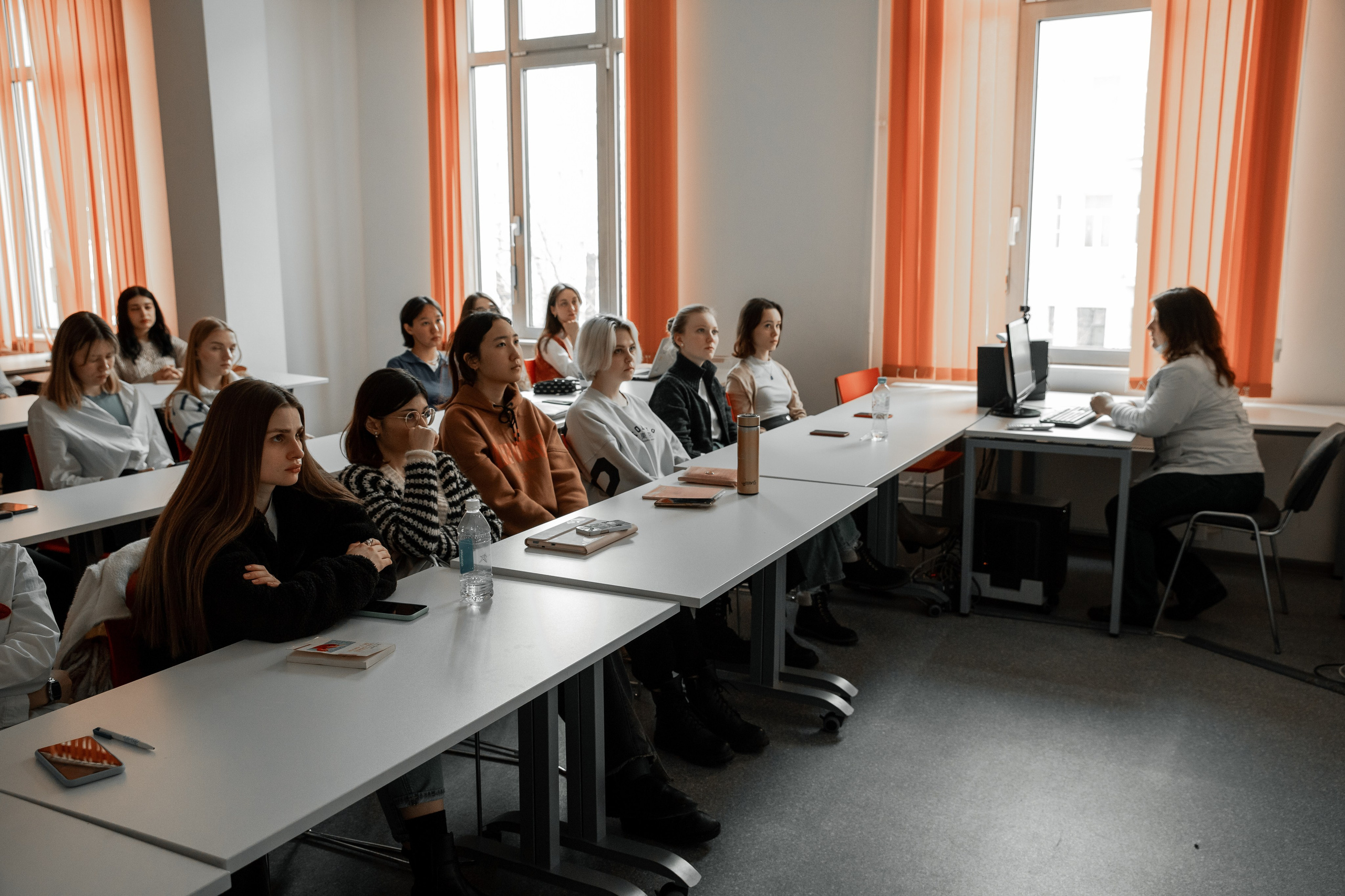 IV Международная научная конференция | Диалог Культур Культура Диалога. Фотограф брендов и бизнеса в Москве Алексей Сентюрин