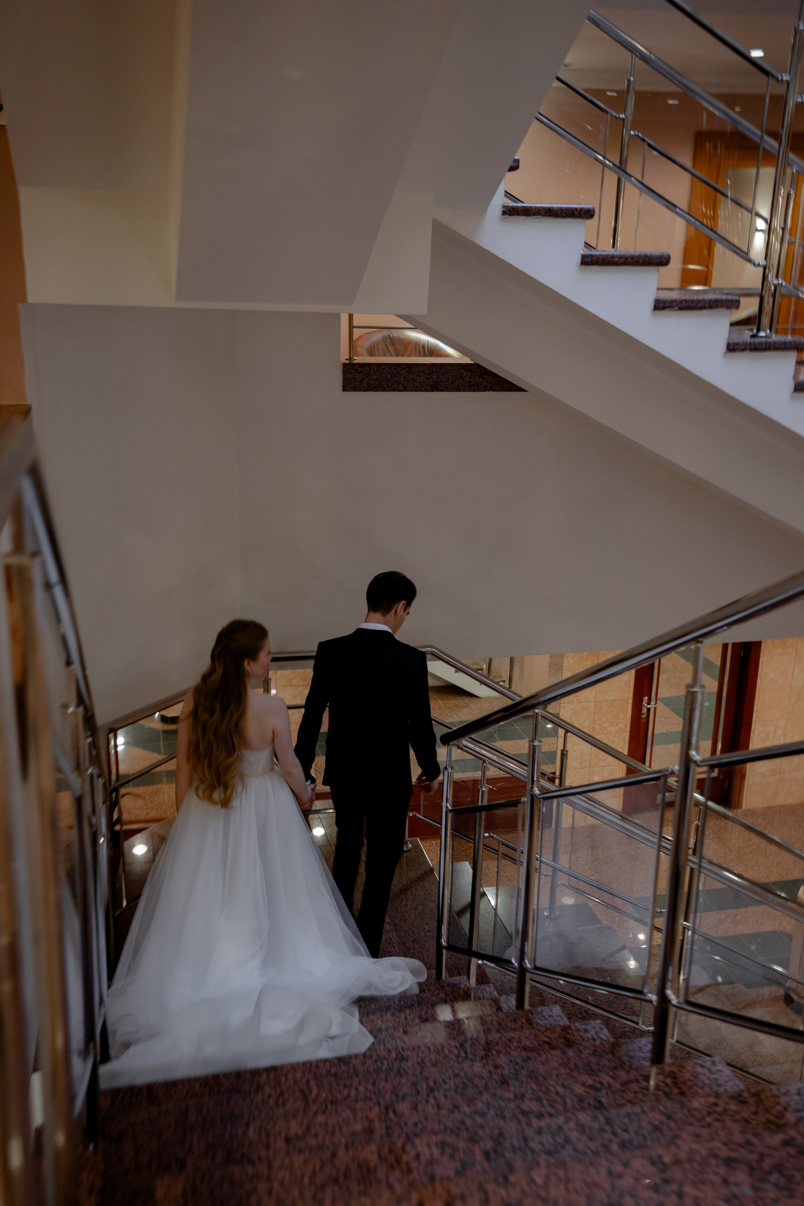 СВАДЕБНАЯ СЬЕМКА СБОРОВ В ОТЕЛЕ И ВЫЕЗД НА ЦЕРЕМОНИЮ (СНЯТО В СИБИРЕ В НИЖНЕВАРТОВСКЕ)М. Профессиональный фотограф, Санкт-Петербург — Виктория Богомолова