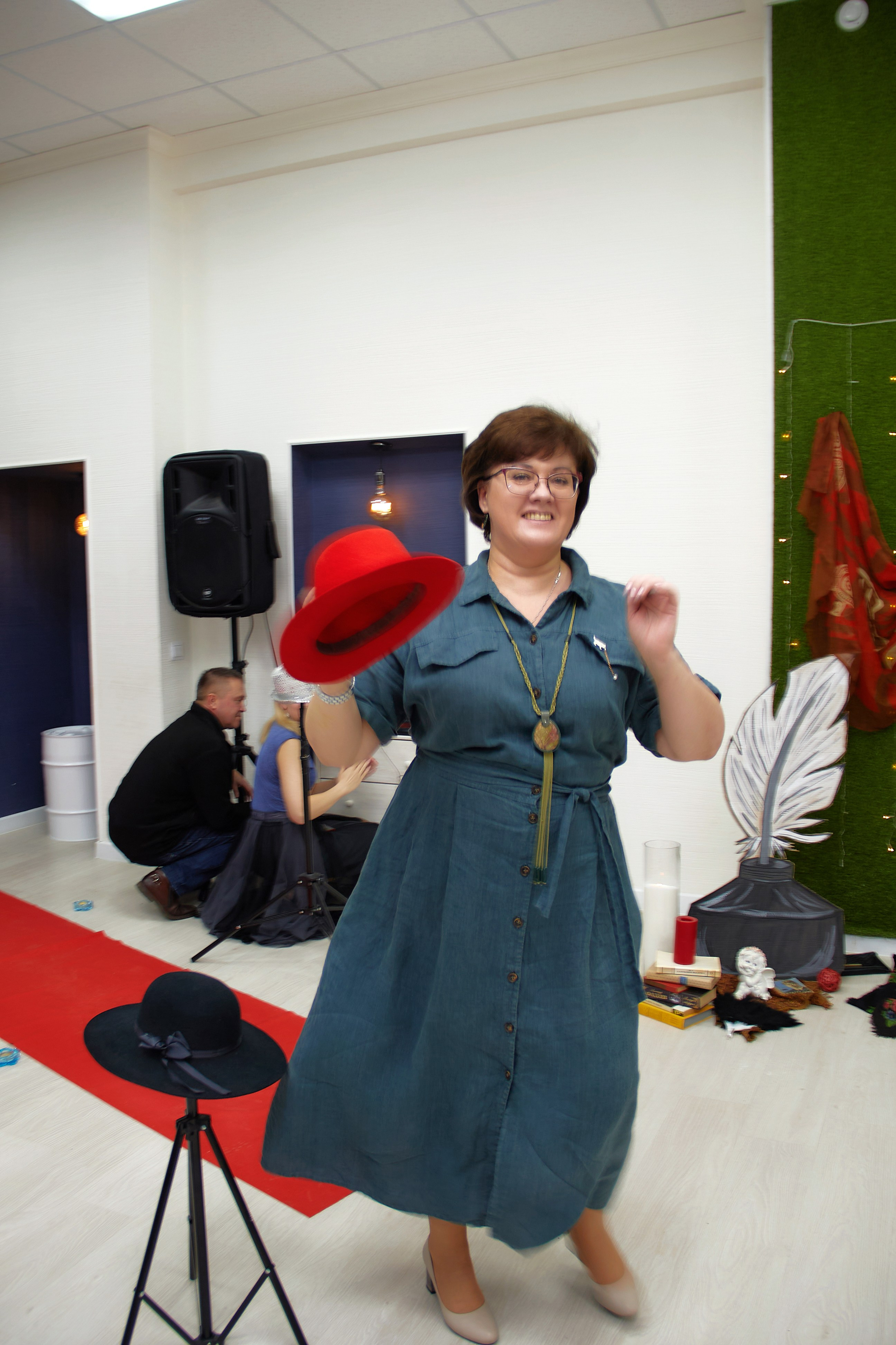 Творческий вечер «Дама в шляпе». Фотограф в Смоленске Ася Польшина