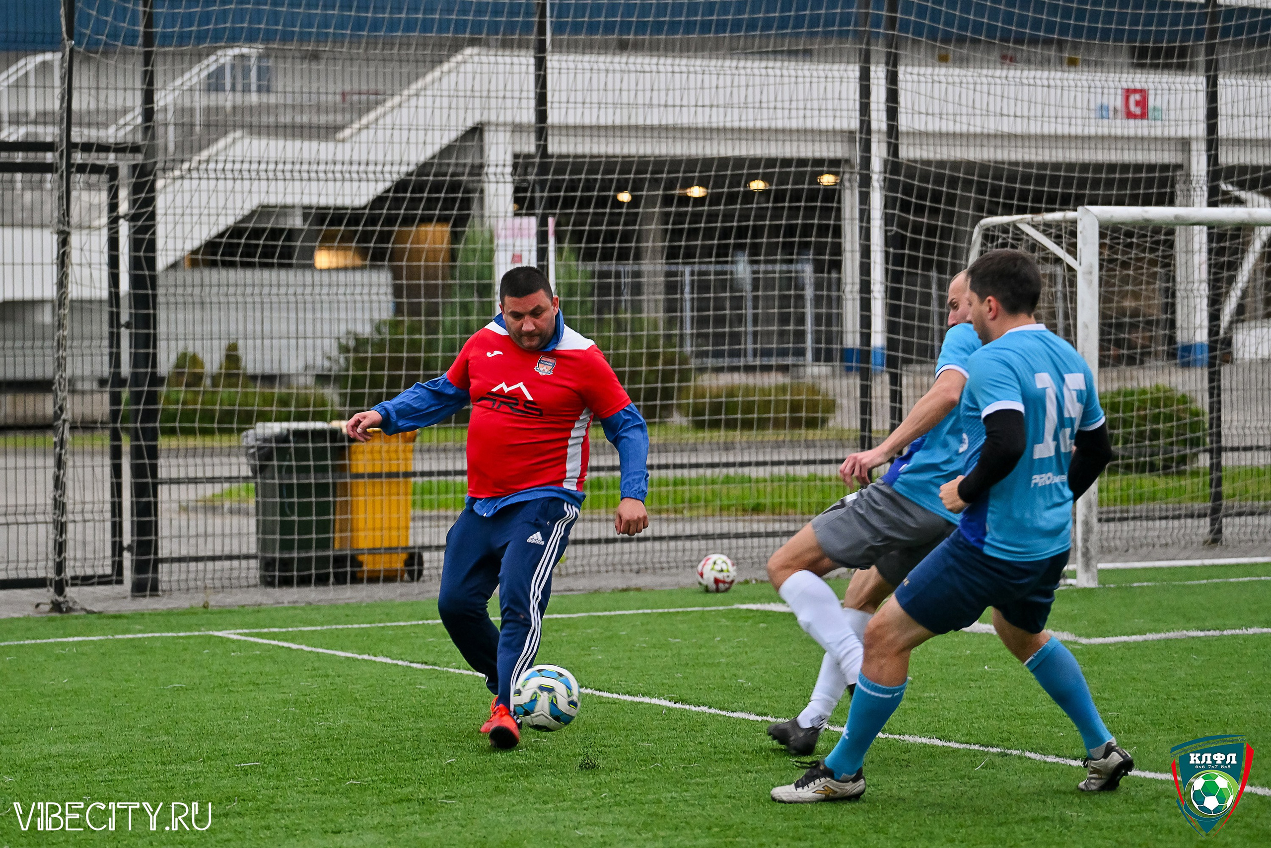 ФИНАЛЬНЫЕ МАТЧИ ПЛЕЙ-ОФФ XXl ЛЕТНЕГО КУБКА КАЛИНИНГРАДСКОЙ ЛФЛ. VIBECITY.RU Вайб Сити Ру Фоторепортажи Фотоотчеты Калининград