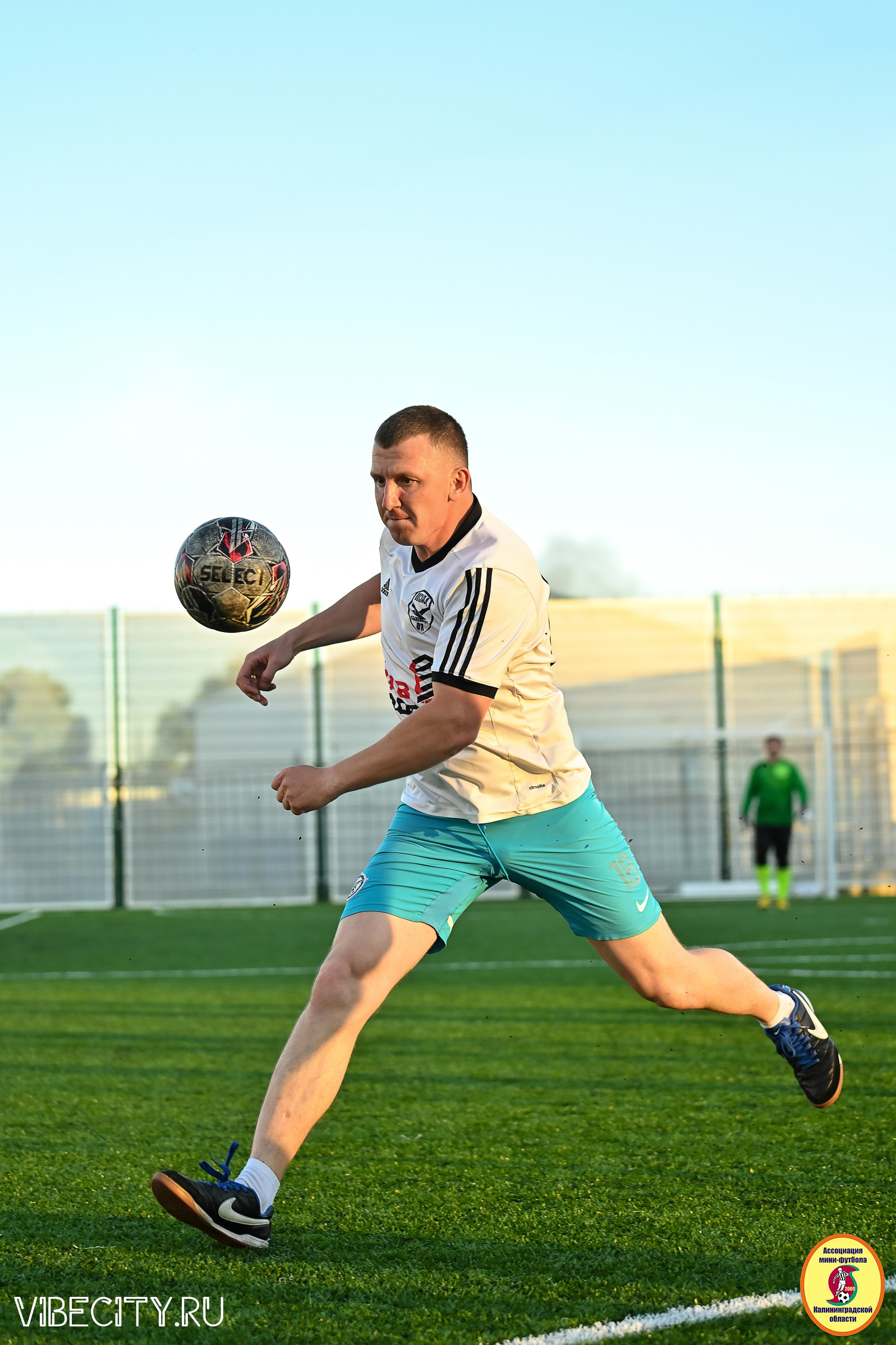 ИГРЫ МИНИ-ФУТБОЛЬНОЙ И КОРПОРАТИВНОЙ ЛИГИ. VIBECITY.RU Вайб Сити Ру Фоторепортажи Фотоотчеты Калининград