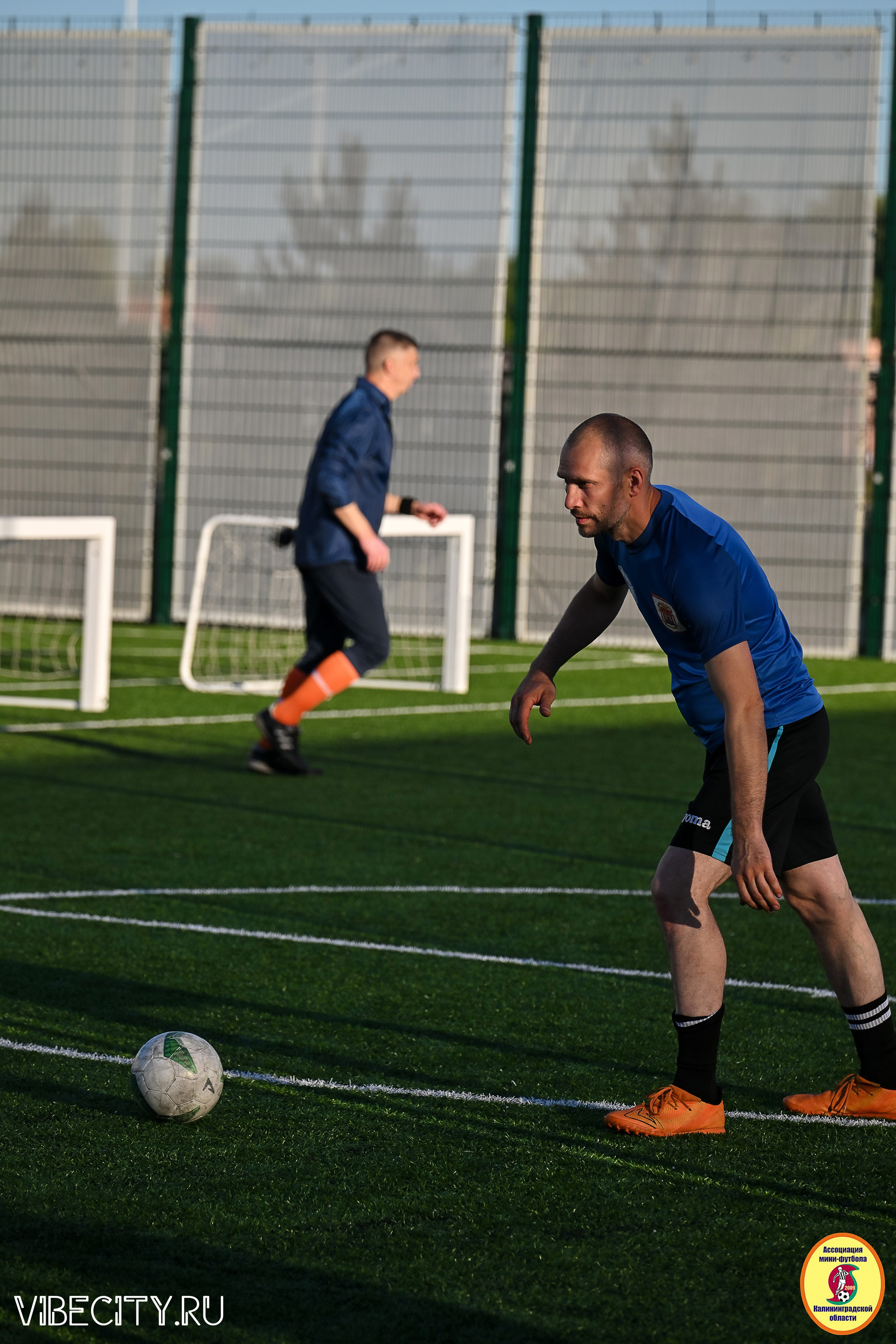 ИГРЫ МИНИ-ФУТБОЛЬНОЙ И КОРПОРАТИВНОЙ ЛИГИ. VIBECITY.RU Вайб Сити Ру Фоторепортажи Фотоотчеты Калининград