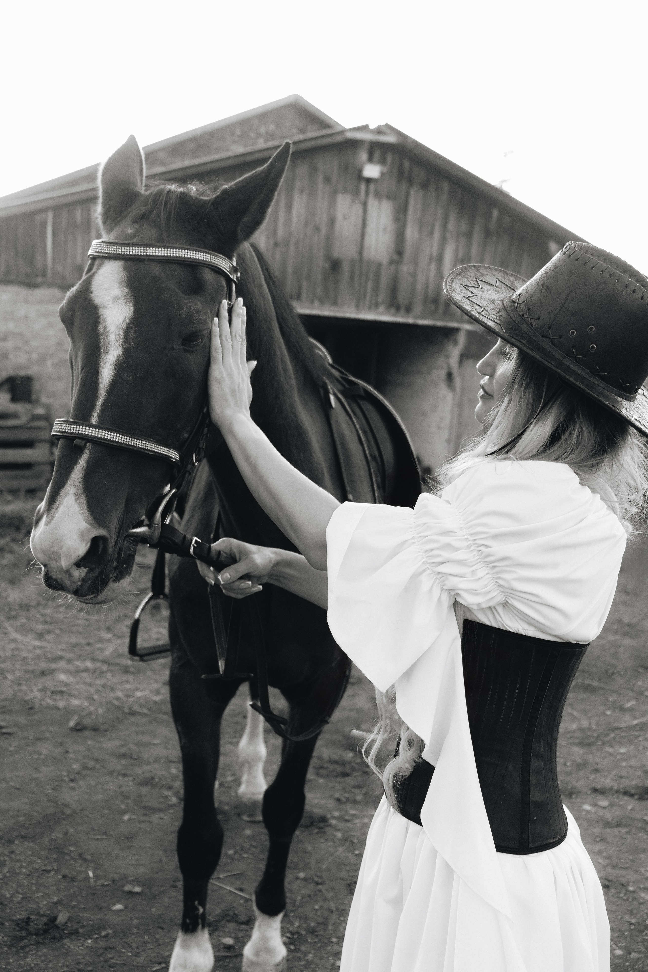 25.09.26 Евгения с конями. Фотограф Наташа Лисица