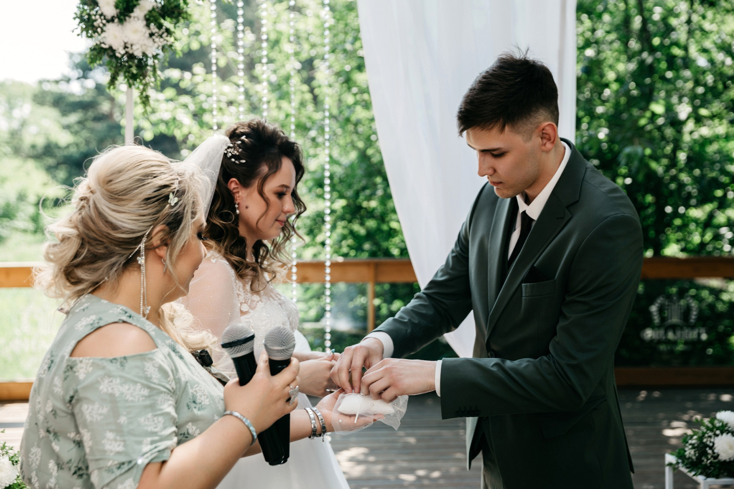 Виктор и Юлия. Свадебный фотограф Иркутск, репортажный фотограф Иркутск