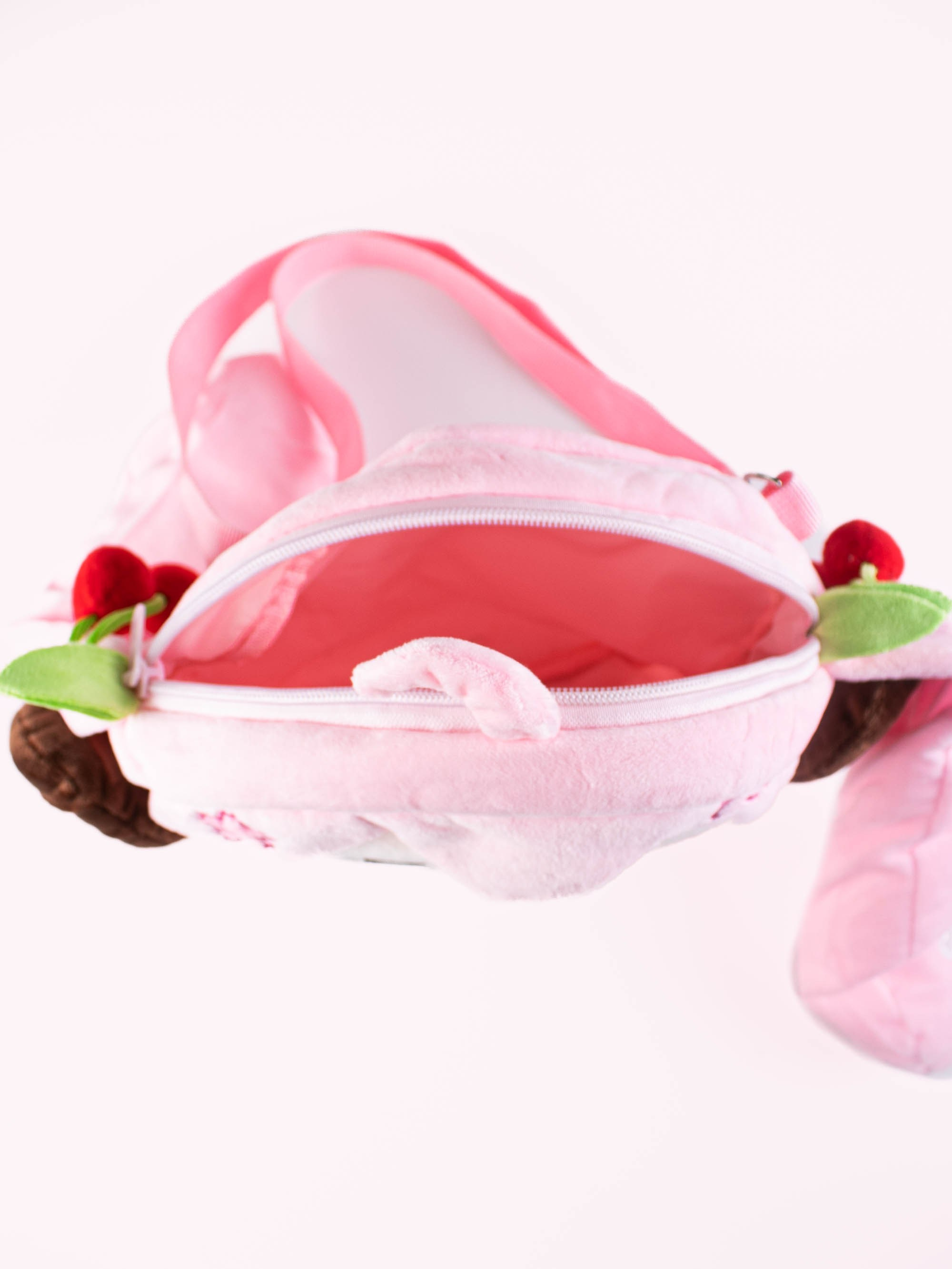 Аниме — сумки «Мику». «Матрица»