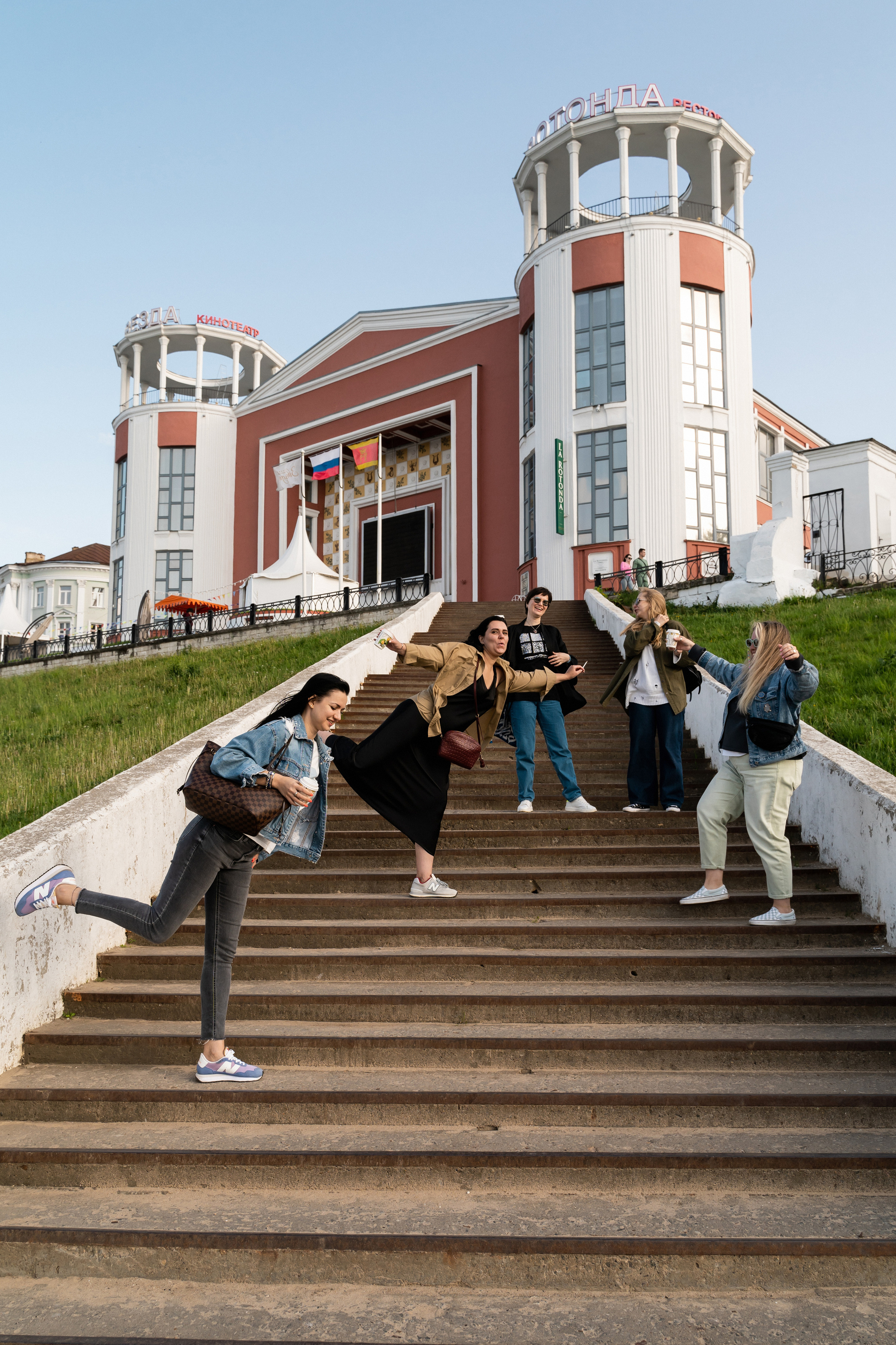 Прогулка с подругами. Фотограф Алина Филимонова Тверь