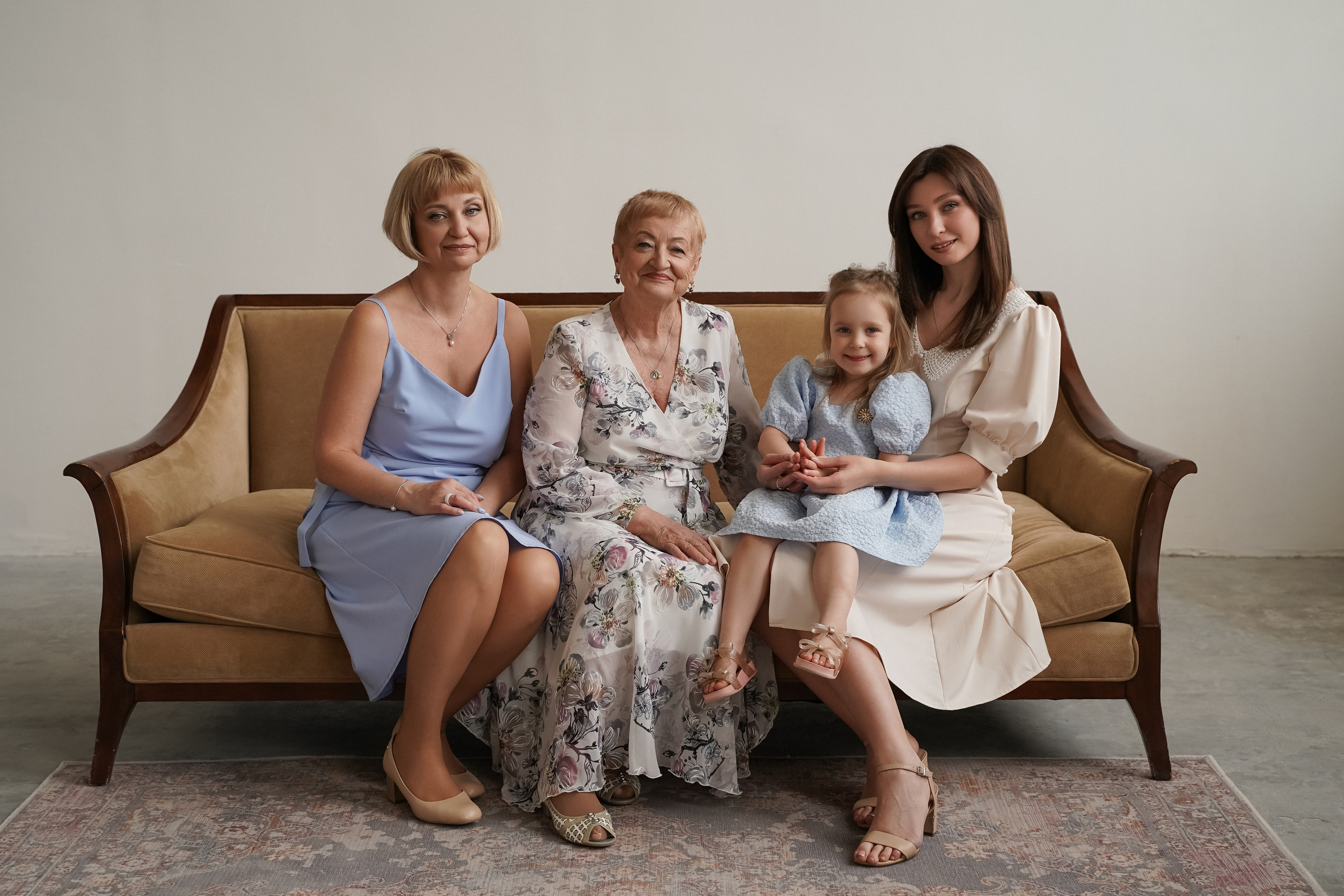 4 поколения. Фотограф Алина Филимонова Тверь