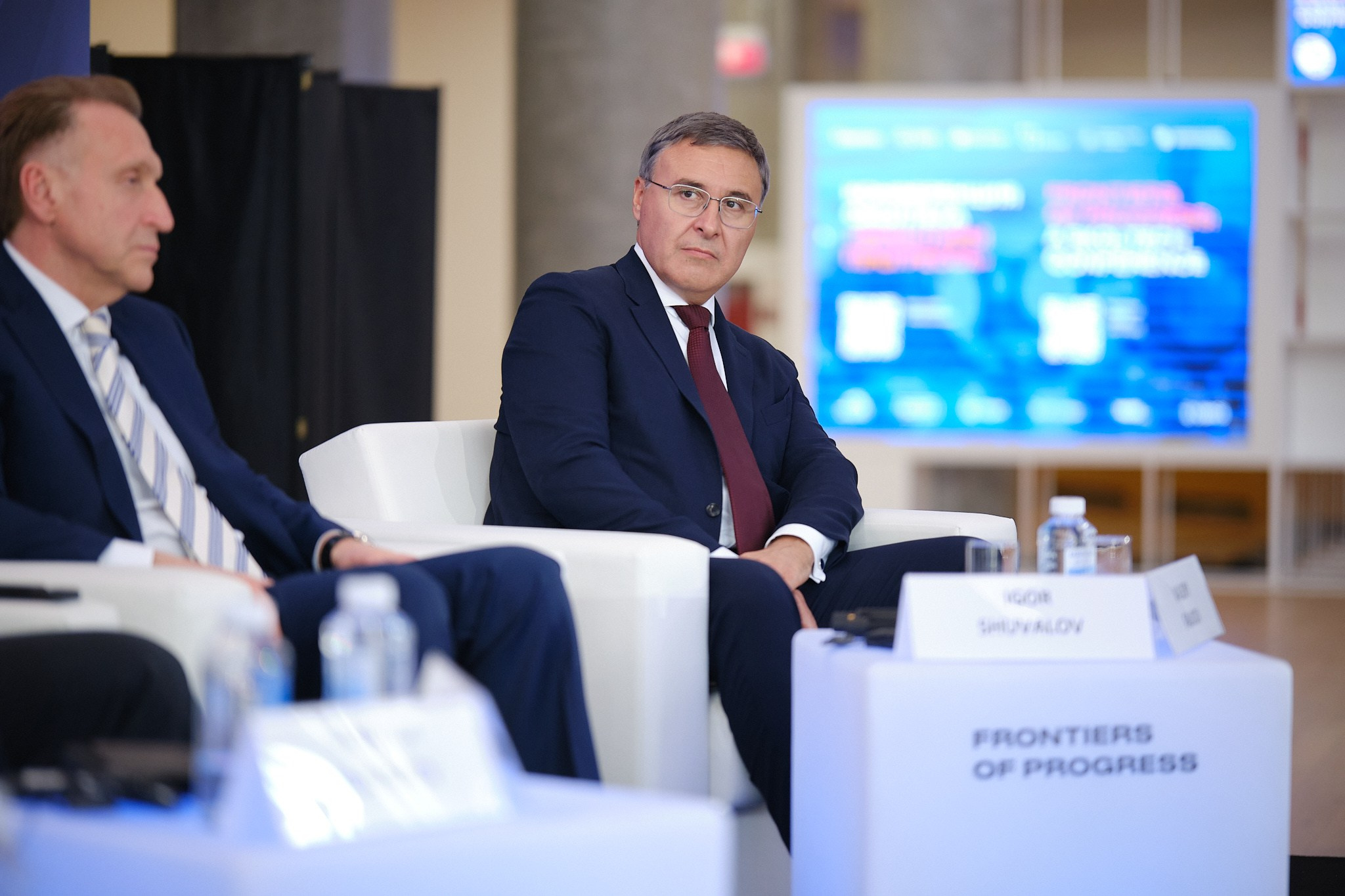 Конференция СКОЛТЕХА «Фронтиры прогресса». Профессиональный фотограф в Москве Павел Жданов