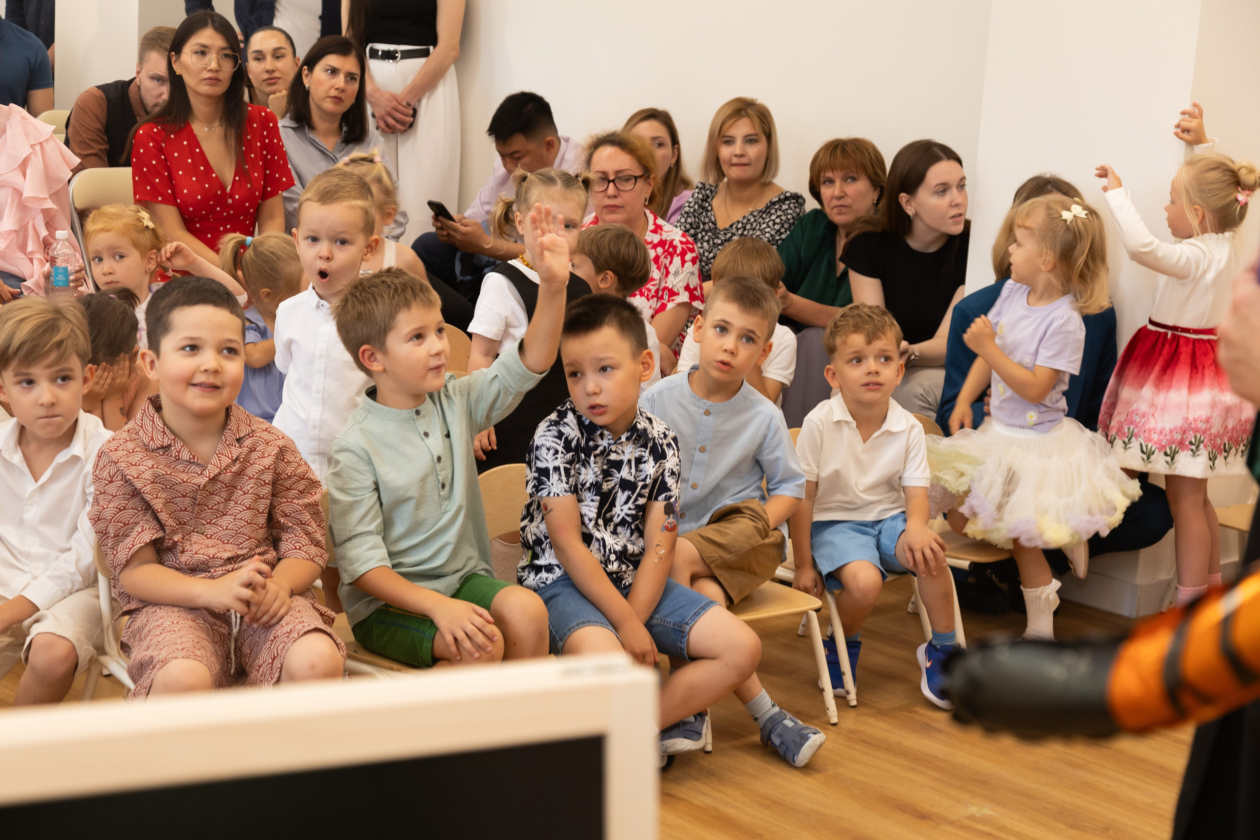 2 -го Сентября RYBAKOV PLYSCHOOL. Портретный Студийный и уличный фотограф Москва. Индивидуальные, Семейные, Беременность, Будуар, Каталог, контент съемки для блога и бизнеса