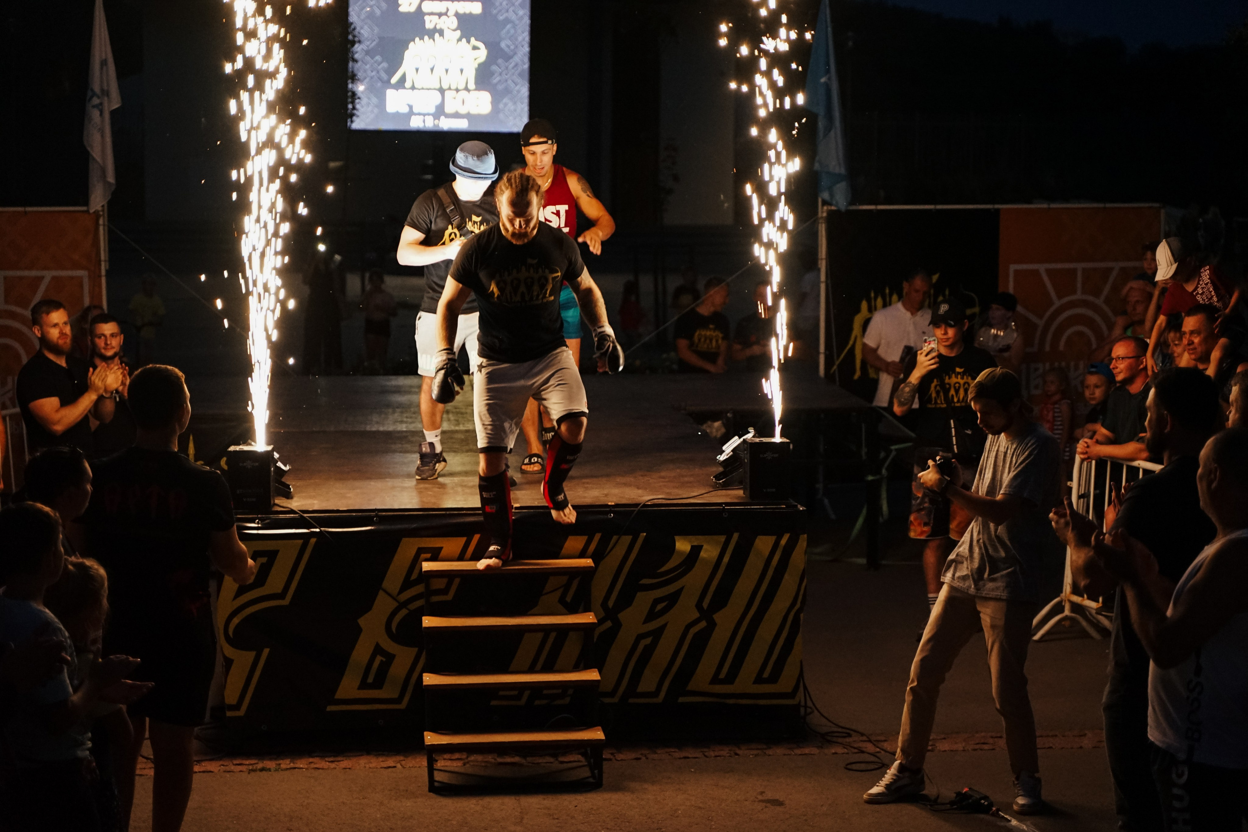 Вечер боев в ЦПКиО. Фотограф Надежда Погребняк | Рязань | Москва