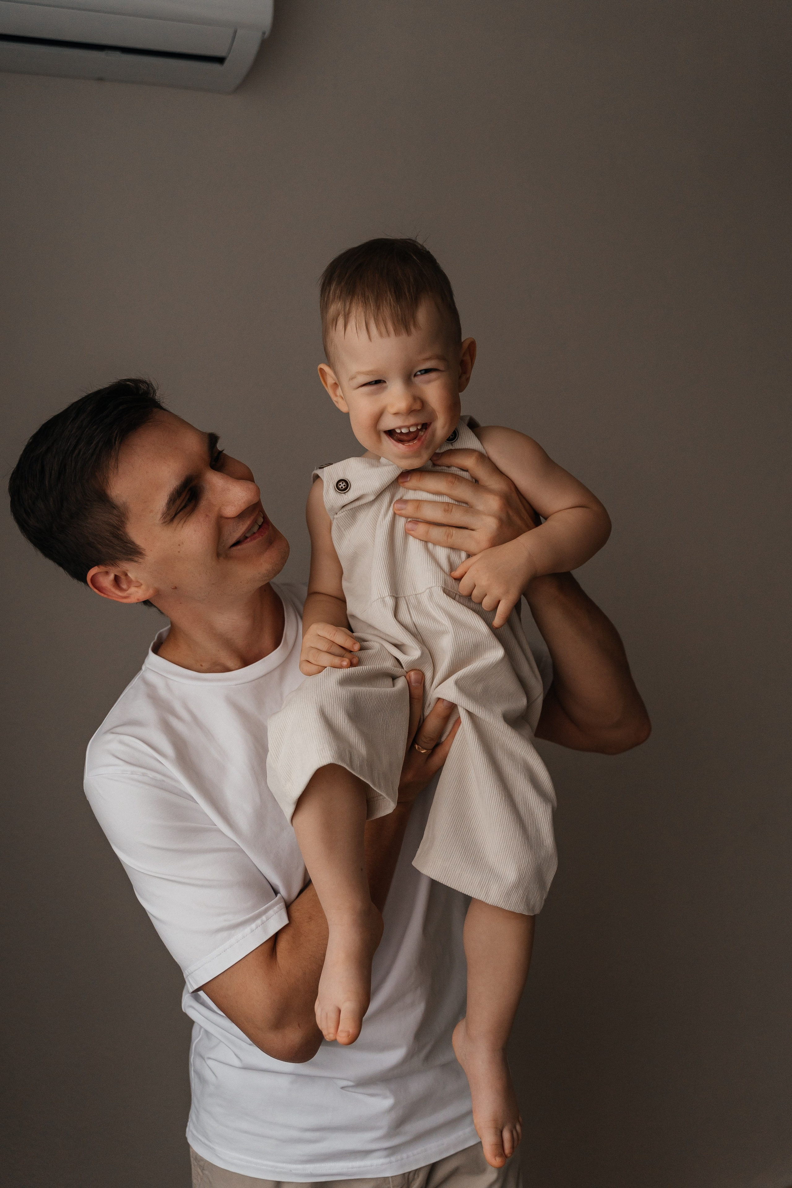 Вадим, Юля и Мирон. Волик Мария